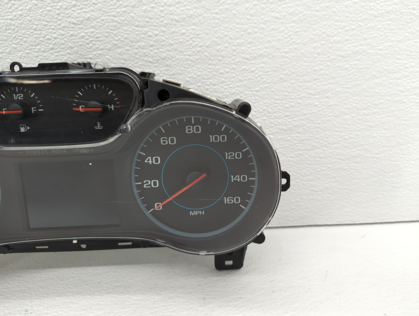 2017-2018 Chevrolet Cruze Instrument Cluster Speedometer Gauges P/N:39084636 Fits Fits 2017 2018 OEM Used Auto Parts - Oemus