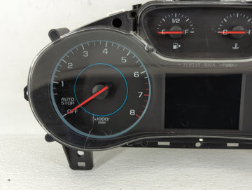 2017-2018 Chevrolet Cruze Instrument Cluster Speedometer Gauges P/N:39084636 Fits Fits 2017 2018 OEM Used Auto Parts