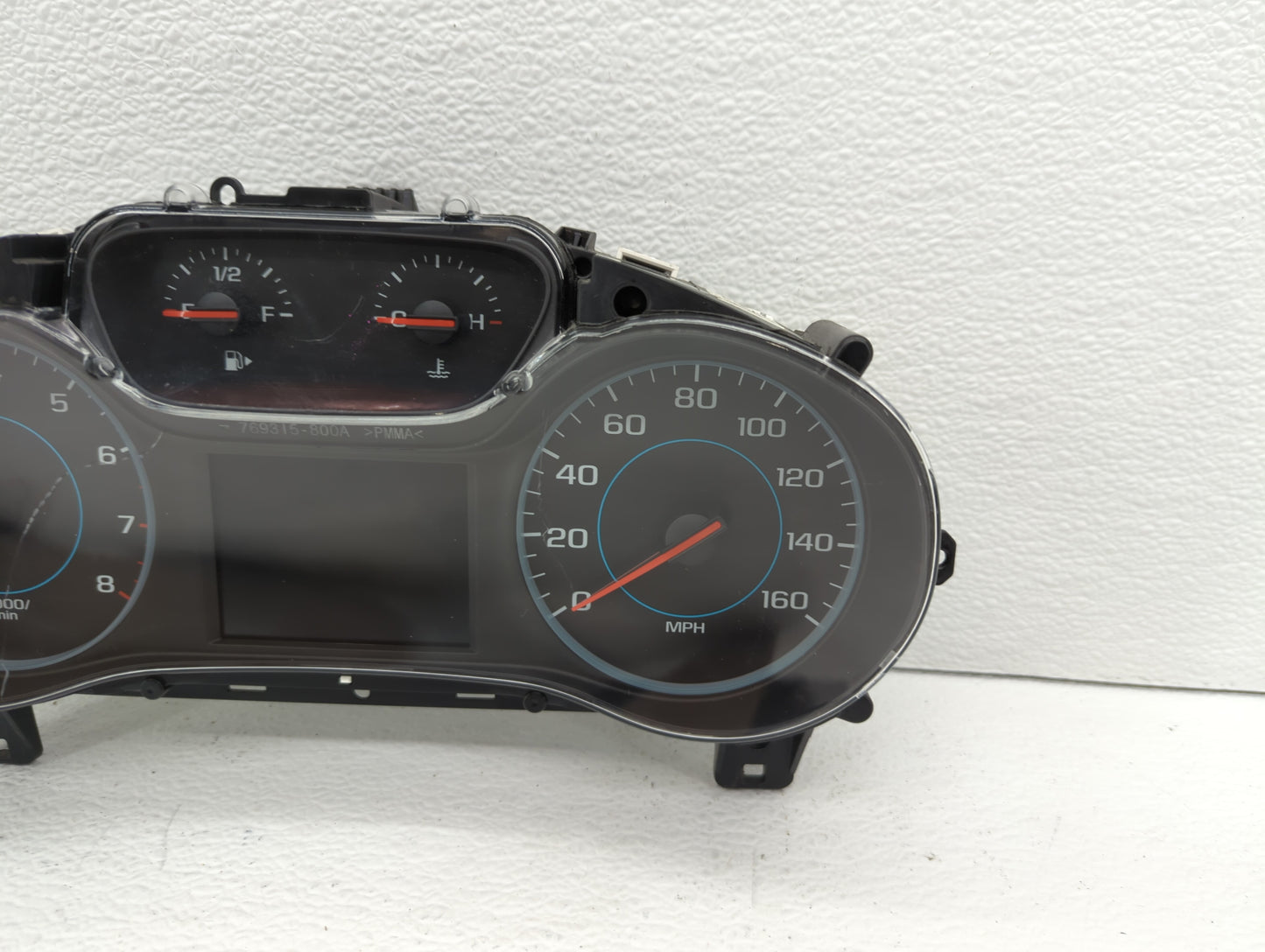 2017-2018 Chevrolet Cruze Instrument Cluster Speedometer Gauges P/N:39084636 Miles: Fits Fits 2017 2018 OEM Used Auto Parts 
