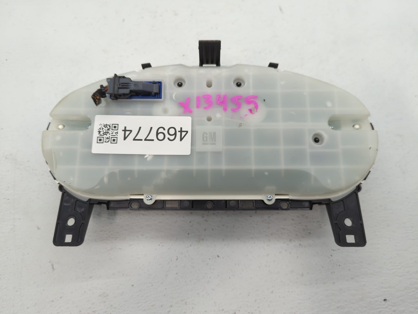 2017-2018 Chevrolet Cruze Instrument Cluster Speedometer Gauges P/N:39084636 Miles: Fits Fits 2017 2018 OEM Used Auto Parts 