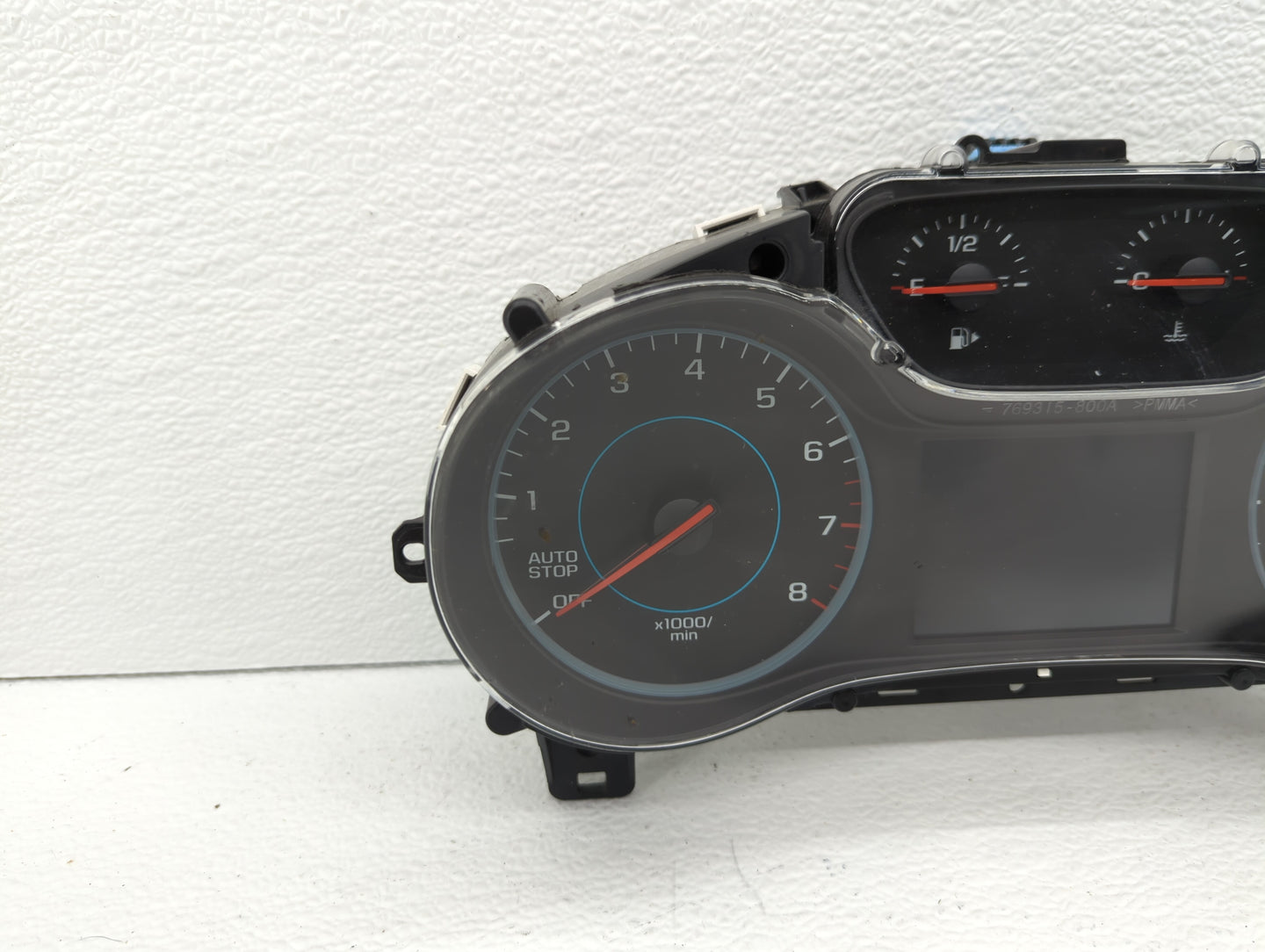 2017-2018 Chevrolet Cruze Instrument Cluster Speedometer Gauges P/N:39084636 Fits Fits 2017 2018 OEM Used Auto Parts - Oemus