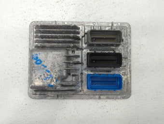 compare product 2017-2019 Chevrolet Cruze PCM Engine Control Computer ECU ECM PCU OEM P/N:12677677 12669908 Fits OEM Used Auto Parts
