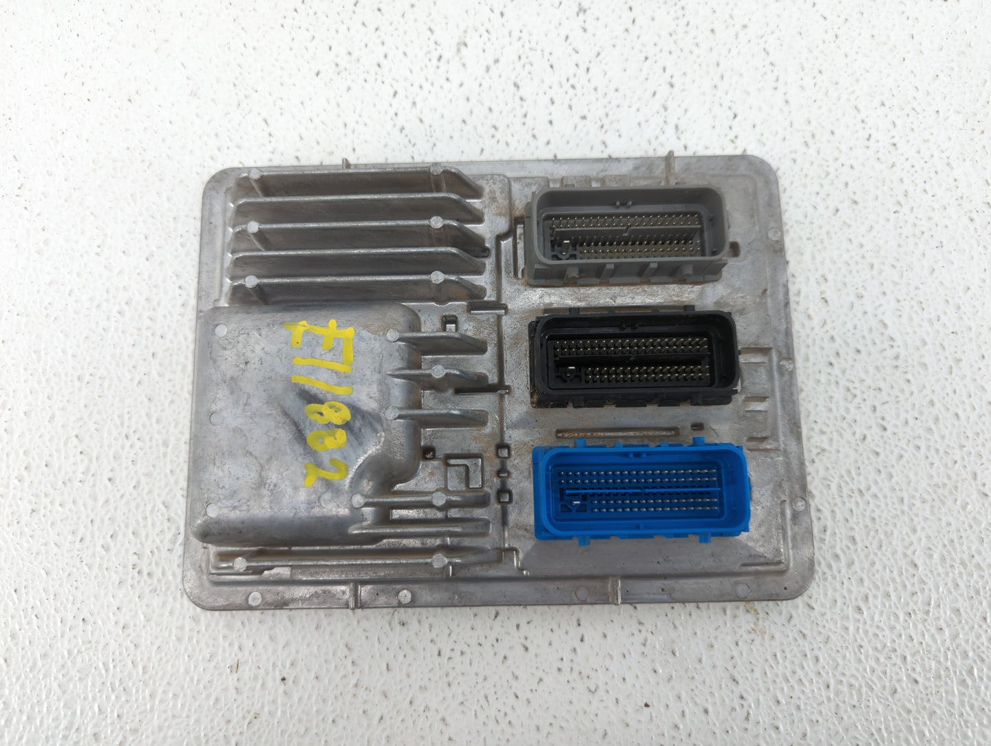 2017-2019 Chevrolet Cruze PCM Engine Control Computer ECU ECM PCU OEM P/N:12677677 Fits Fits 2017 2018 2019 2020 2021 2022 O