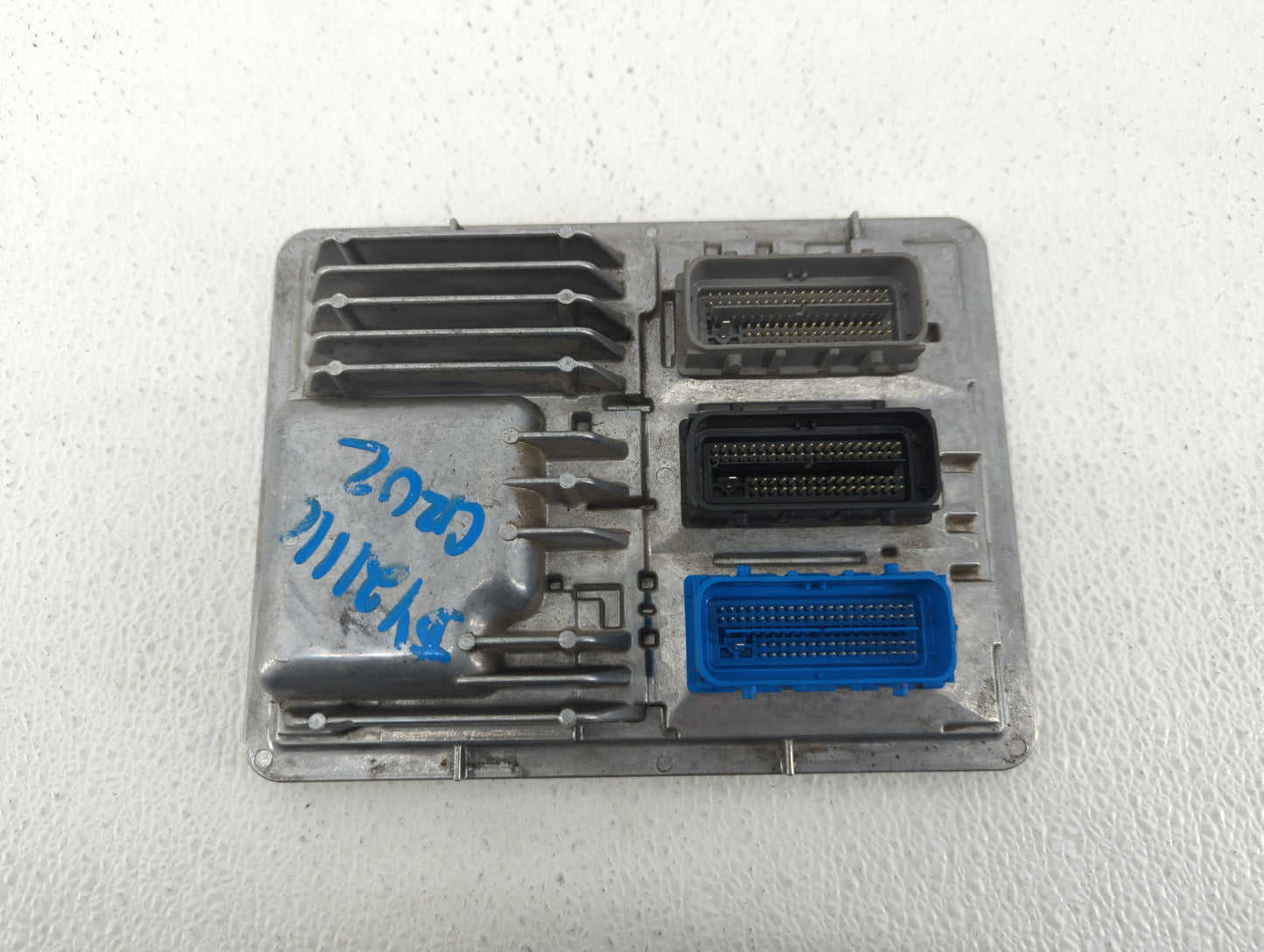 2017-2019 Chevrolet Cruze PCM Engine Control Computer ECU ECM PCU OEM P/N:12669908 12680325 Fits OEM Used Auto Parts - Oemus