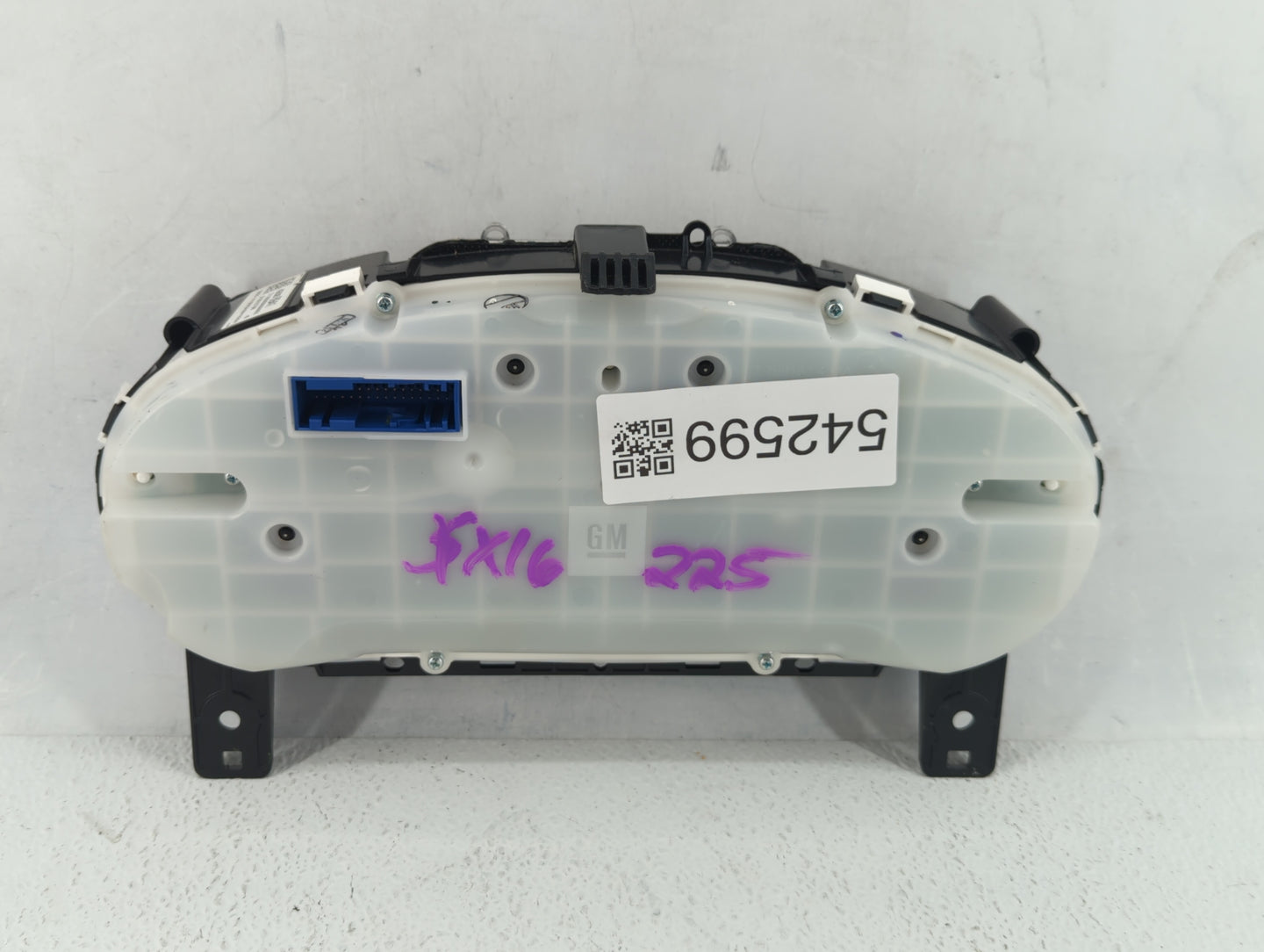 2017-2018 Chevrolet Cruze Instrument Cluster Speedometer Gauges P/N:42686941 Fits Fits 2017 2018 OEM Used Auto Parts - Oemus