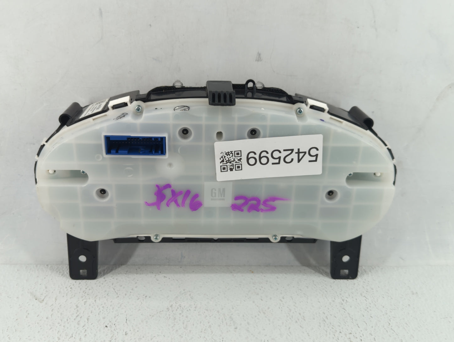 2017-2018 Chevrolet Cruze Instrument Cluster Speedometer Gauges P/N:42686941 Fits Fits 2017 2018 OEM Used Auto Parts - Oemus