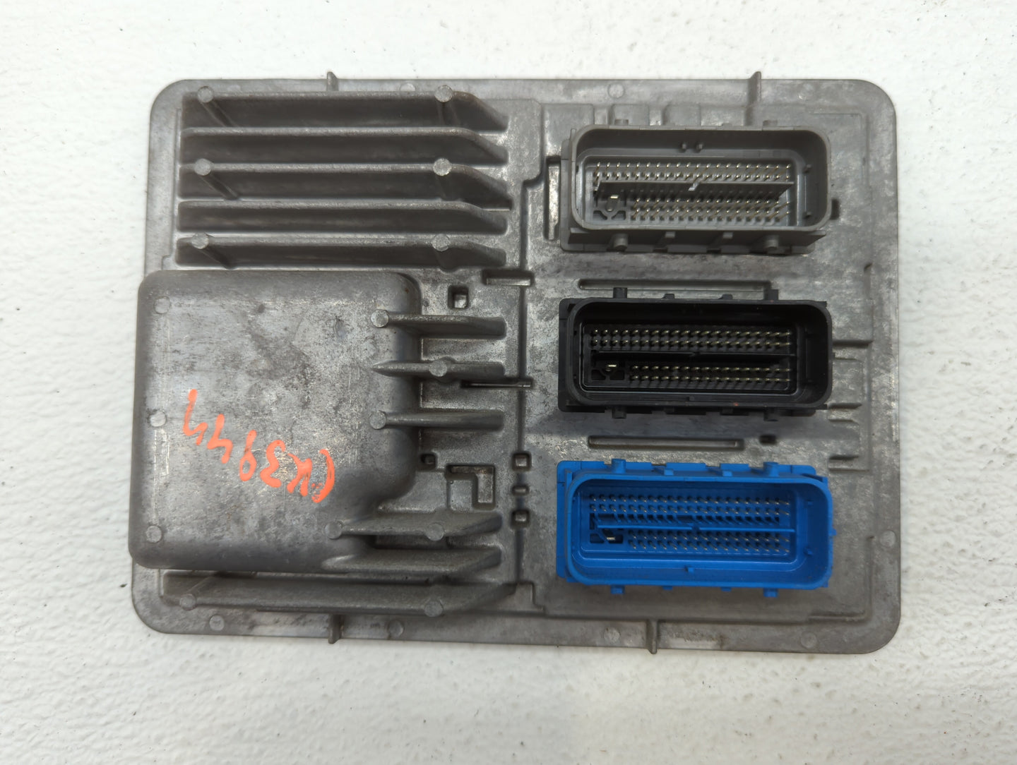 2017-2019 Chevrolet Cruze PCM Engine Control Computer ECU ECM PCU OEM P/N:12677677 Fits Fits 2017 2018 2019 2020 2021 2022 O