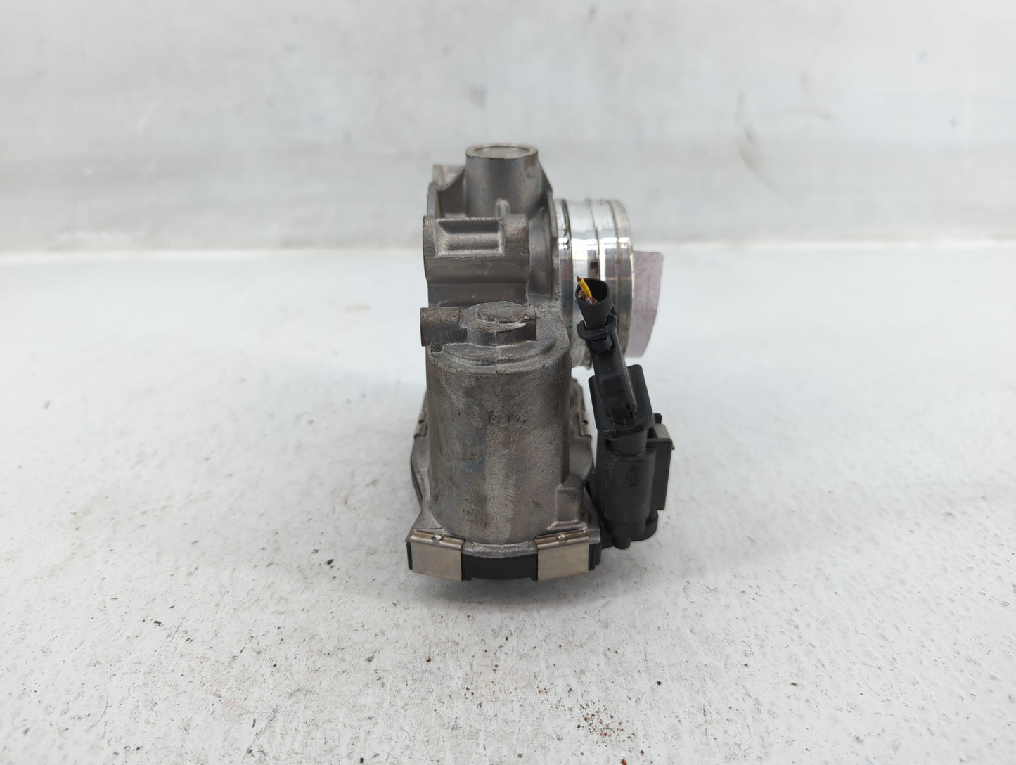 2017 Chevrolet Cruze Throttle Body Fits OEM Used Auto Parts - Oemusedautoparts1.com