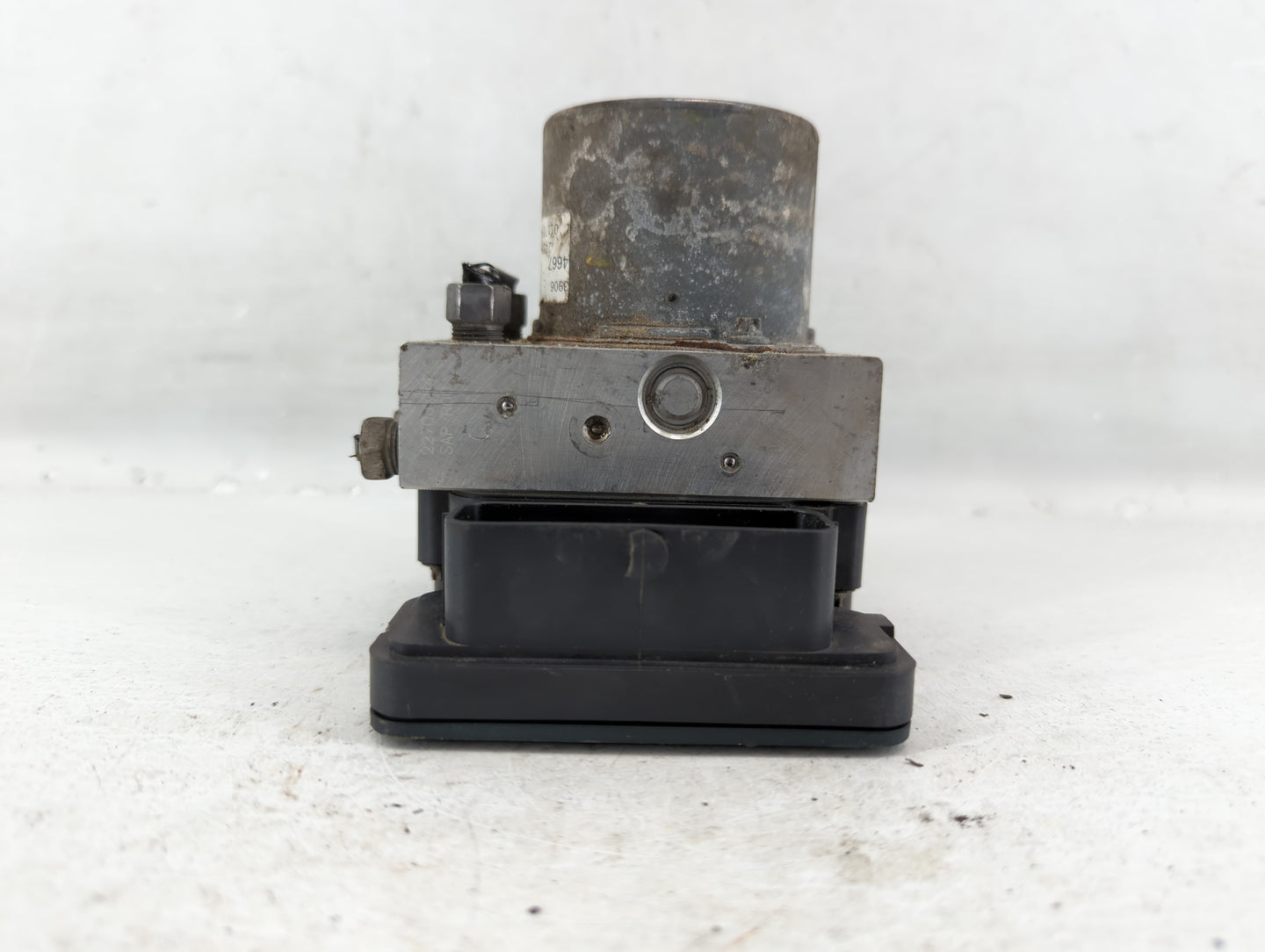 2017 Chevrolet Cruze ABS Pump Control Module Replacement P/N:39064664 39064667, 84205167, 39115808 Fits OEM Used Auto Parts 