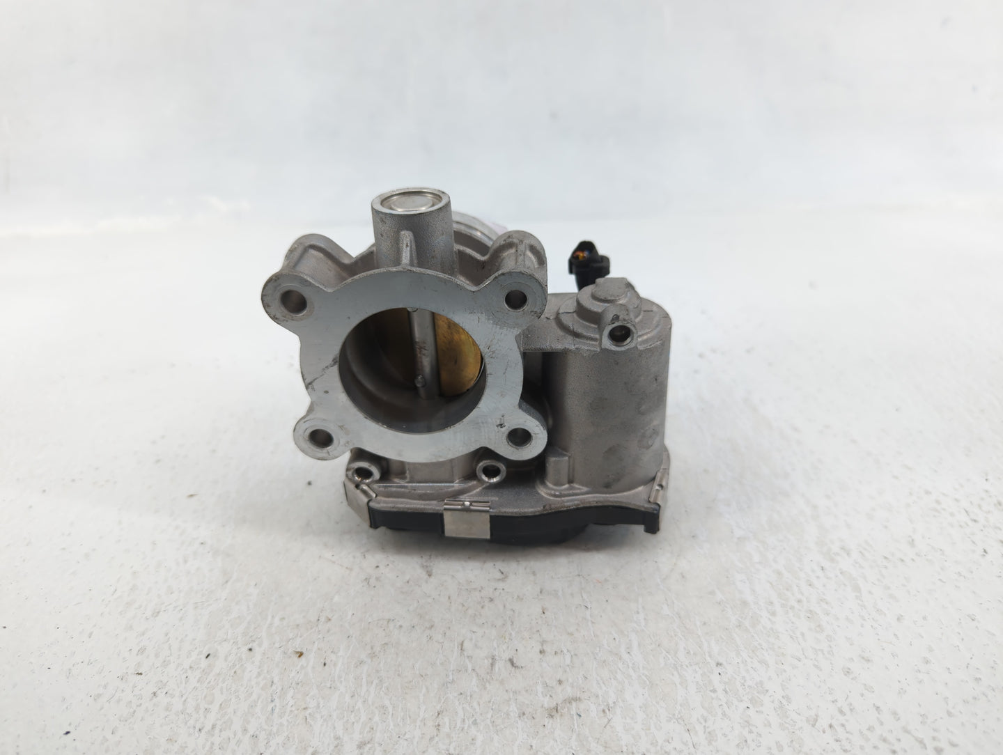 2017 Chevrolet Cruze Throttle Body P/N:12671379AA Fits OEM Used Auto Parts - Oemusedautoparts1.com