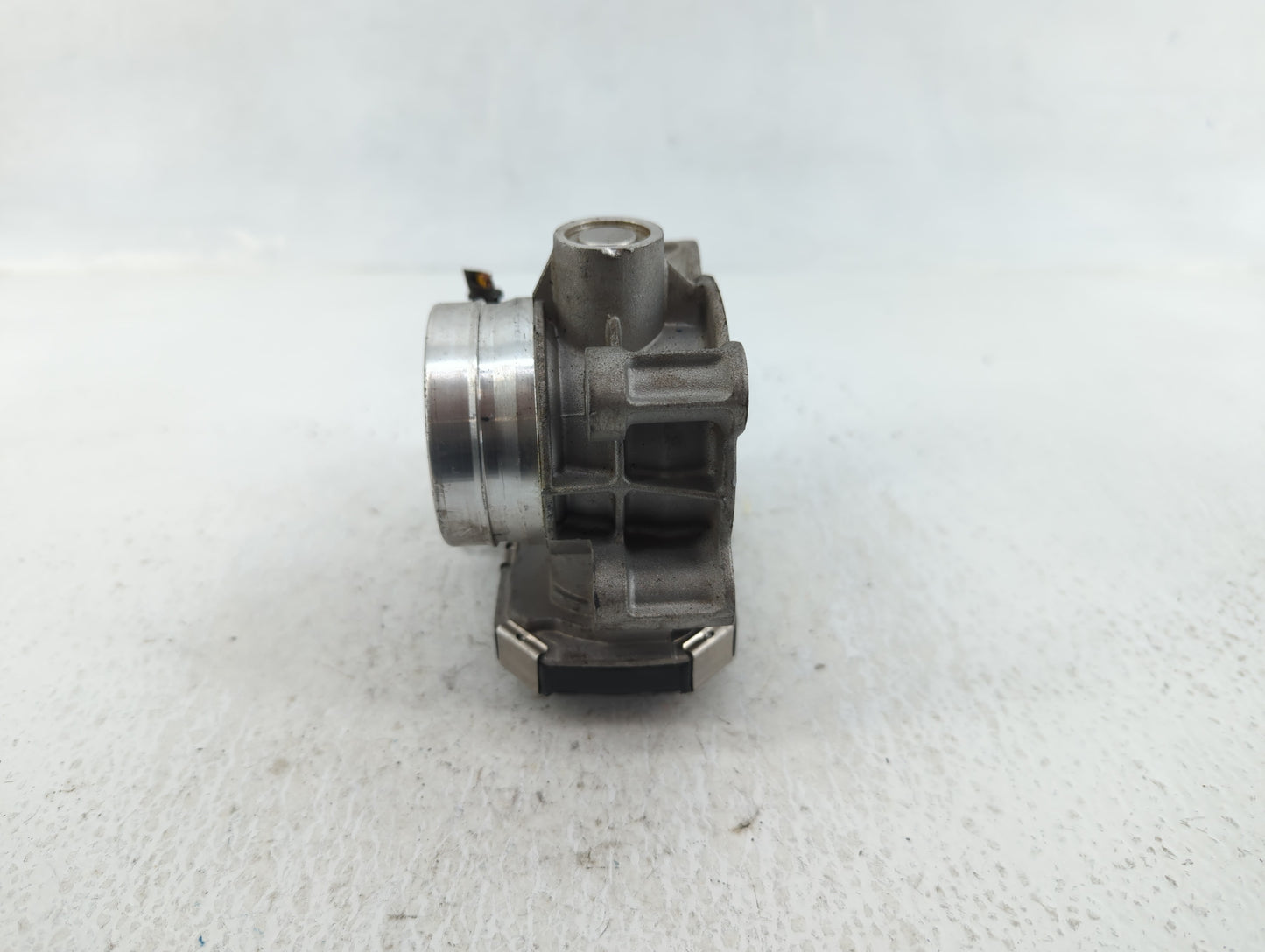 2017 Chevrolet Cruze Throttle Body P/N:1 12671379AA Fits OEM Used Auto Parts - Oemusedautoparts1.com