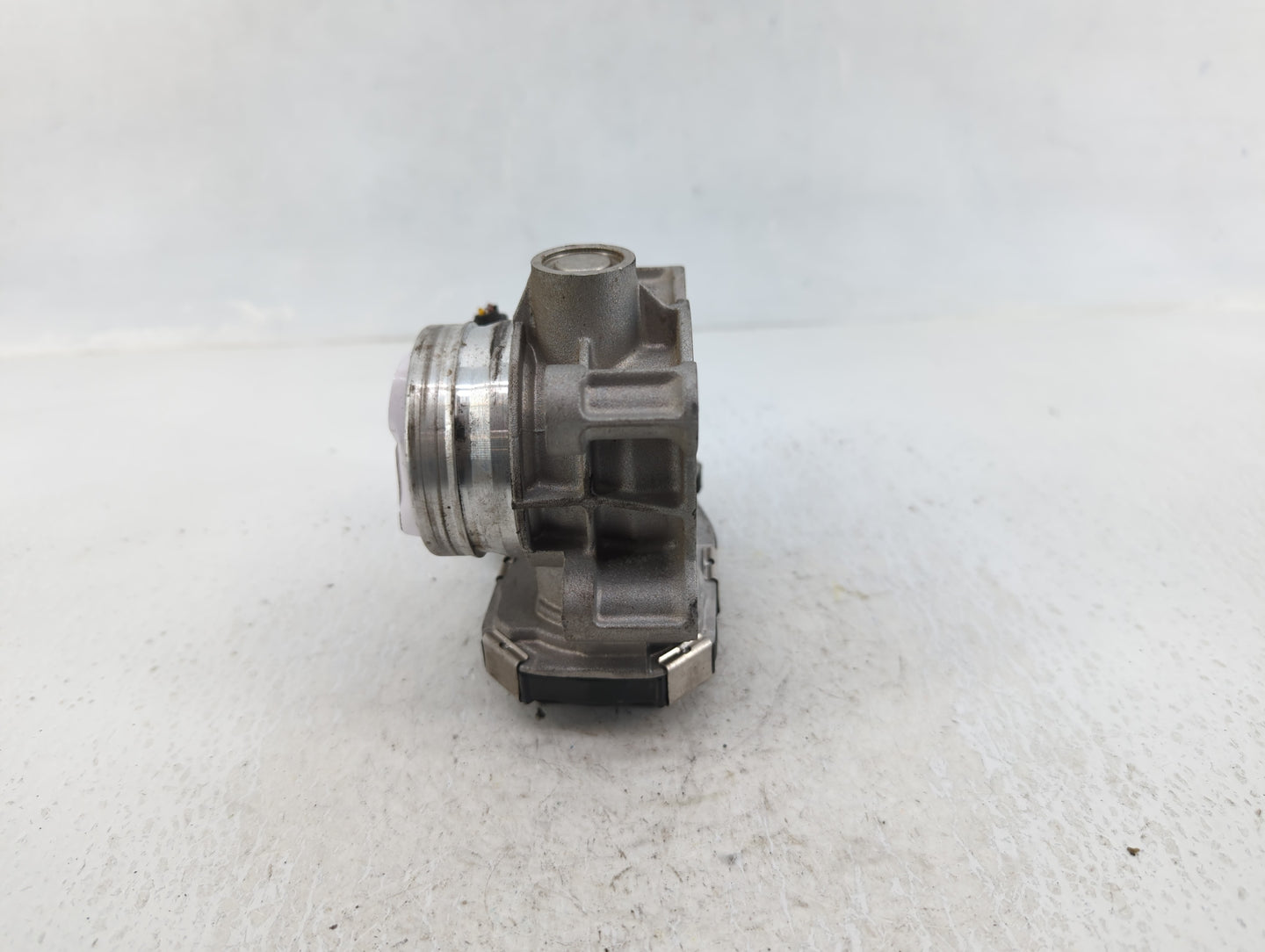 2017 Chevrolet Cruze Throttle Body P/N:1 12671379AA Fits OEM Used Auto Parts - Oemusedautoparts1.com