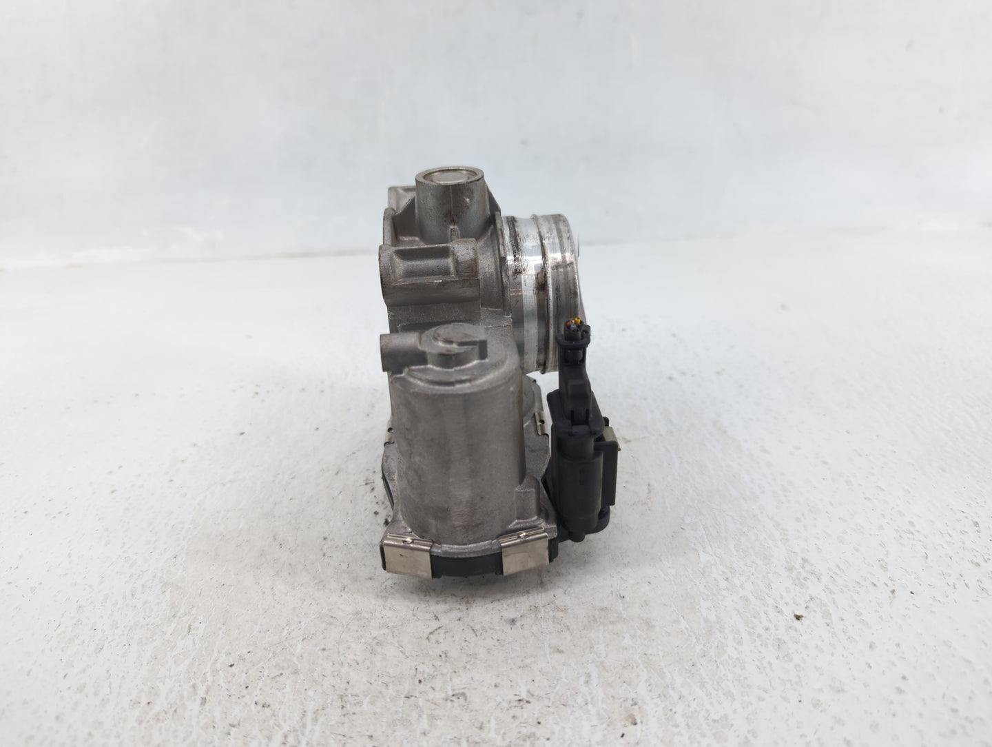 2017 Chevrolet Cruze Throttle Body P/N:1 12671379AA Fits OEM Used Auto Parts - Oemusedautoparts1.com