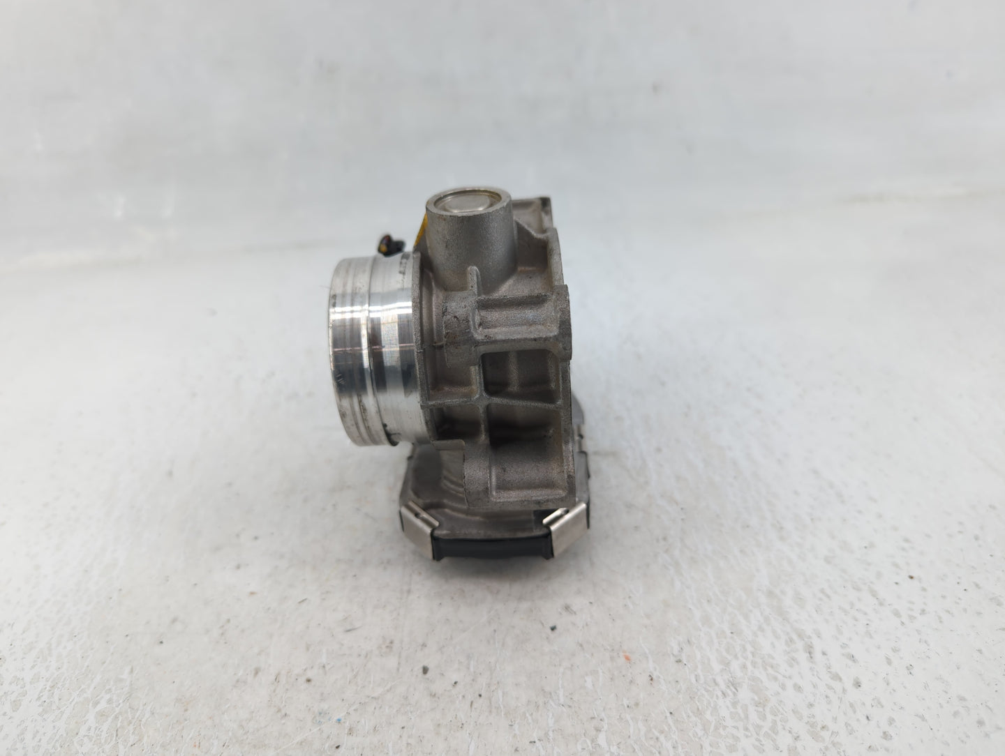 2017 Chevrolet Cruze Throttle Body P/N:12671379AA Fits OEM Used Auto Parts - Oemusedautoparts1.com