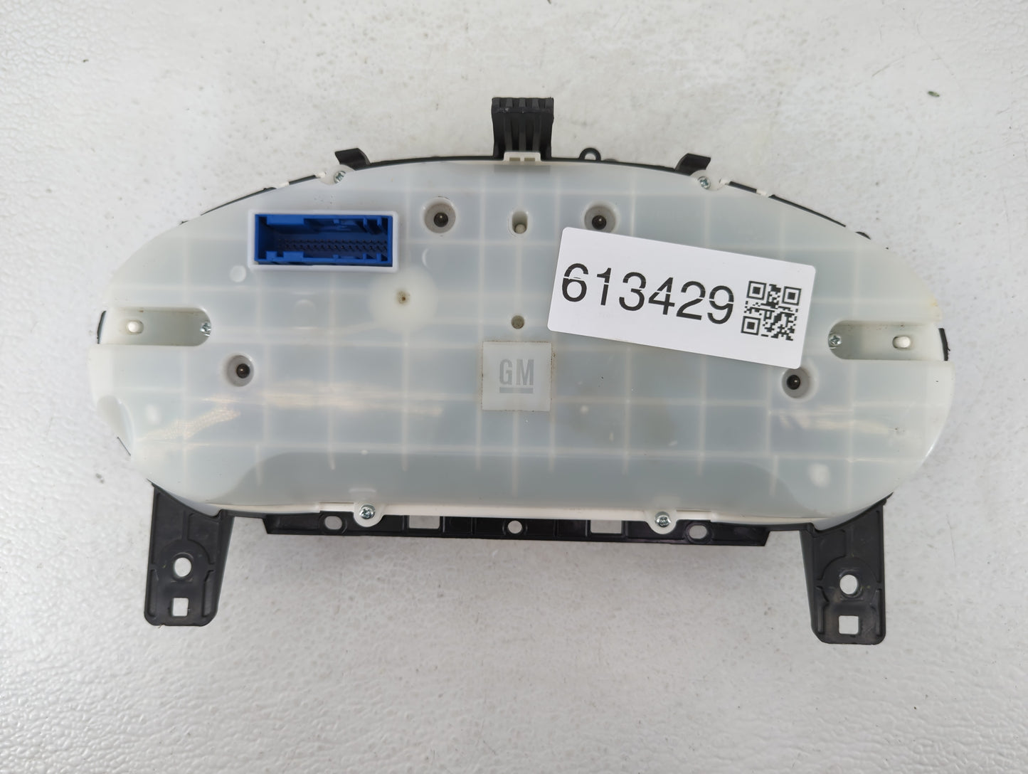 2017-2018 Chevrolet Cruze Instrument Cluster Speedometer Gauges P/N:39084636 812372274 Fits Fits 2017 2018 OEM Used Auto Par