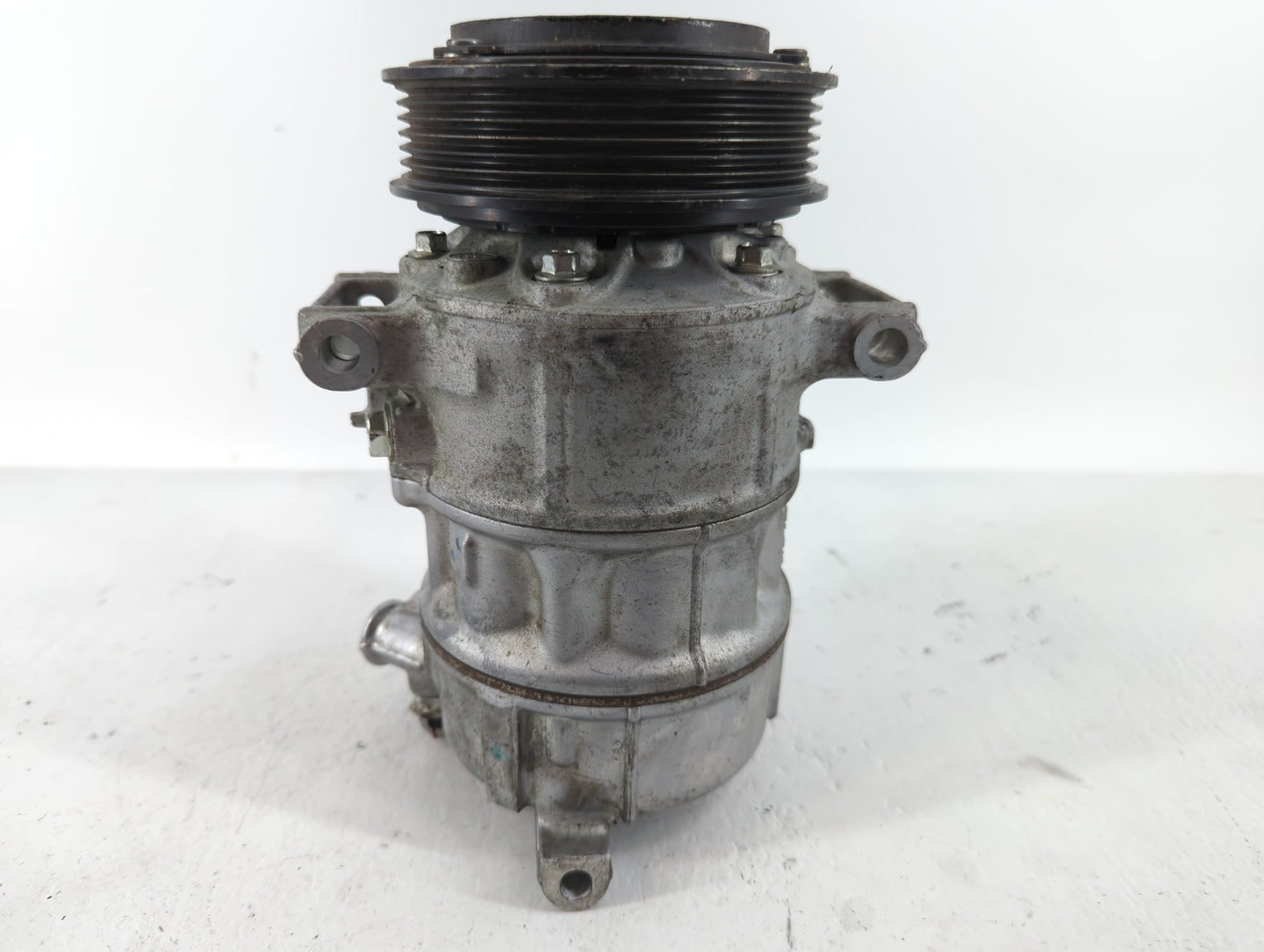 2017-2017 Chevrolet Cruze Air Conditioning A/c Ac Compressor Oem - Oemusedautoparts1.com