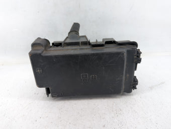 compare product 2017 Chevrolet Cruze Fusebox Fuse Box Panel Relay Module P/N:812461952 Fits OEM Used Auto Parts