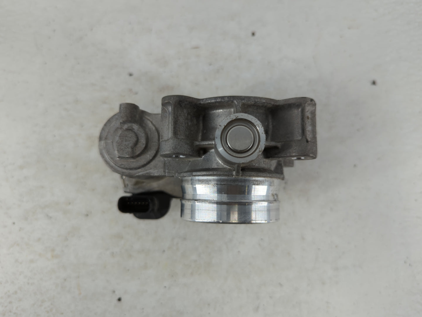 2017 Chevrolet Cruze Throttle Body P/N:12671379AA Fits OEM Used Auto Parts - Oemusedautoparts1.com
