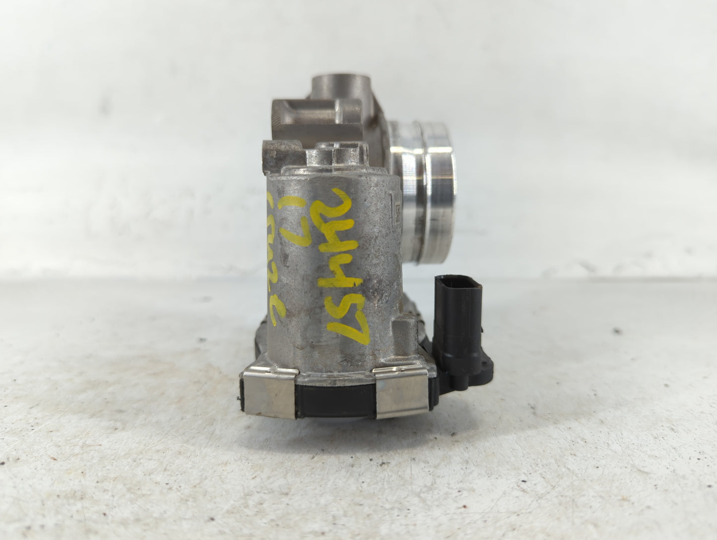 2017 Chevrolet Cruze Throttle Body P/N:12671379AA Fits OEM Used Auto Parts - Oemusedautoparts1.com
