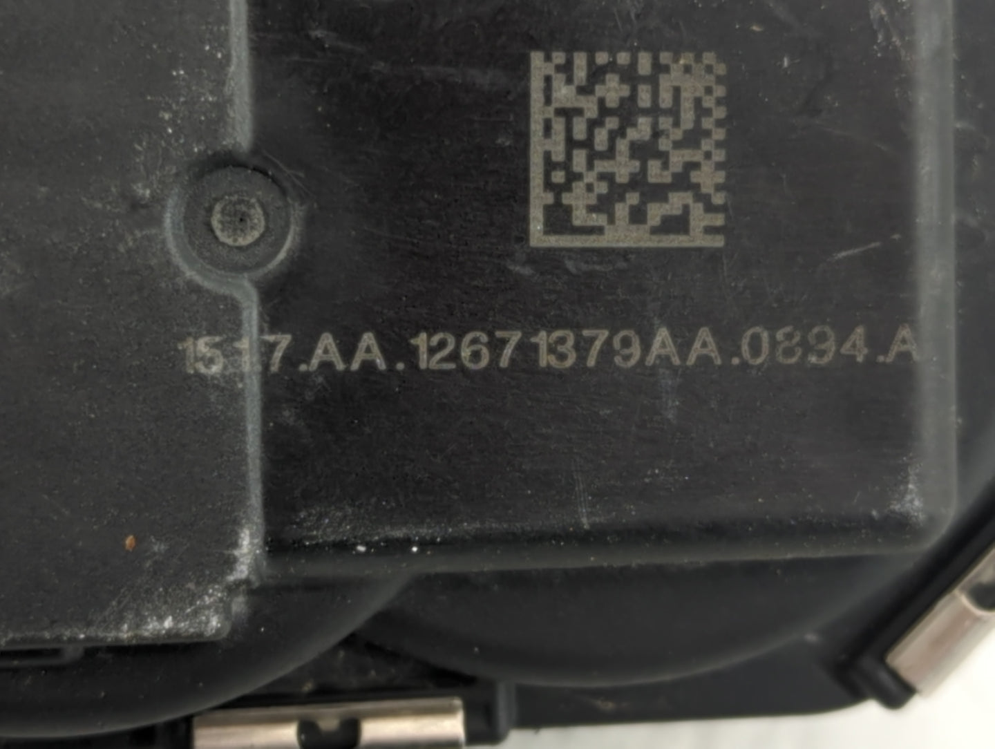 2017-2019 Chevrolet Cruze Throttle Body P/N:12671379AA Fits Fits 2016 2017 2018 2019 2020 2021 2022 OEM Used Auto Parts - Oe
