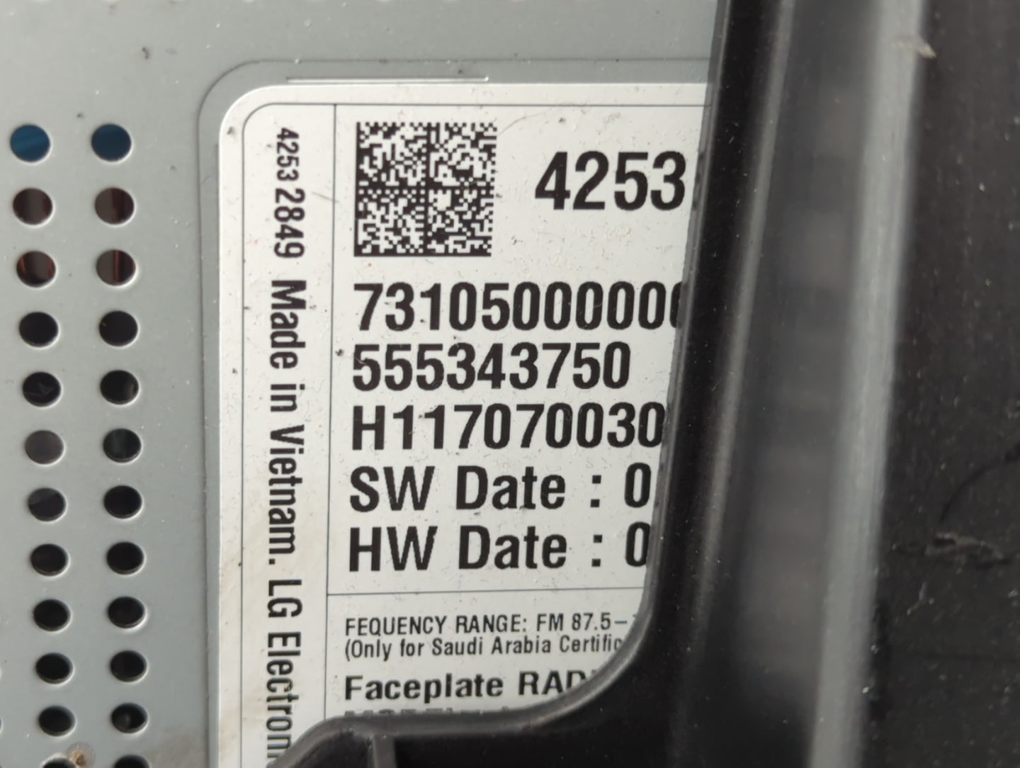 2017 Chevrolet Cruze Radio AM FM Cd Player Receiver Replacement P/N:555343750 4253 Fits OEM Used Auto Parts - Oemusedautopar