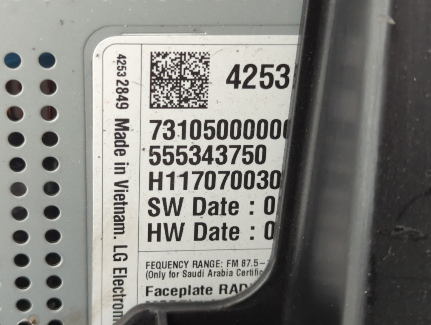 2017 Chevrolet Cruze Radio AM FM Cd Player Receiver Replacement P/N:555343750 4253 Fits OEM Used Auto Parts - Oemusedautopar