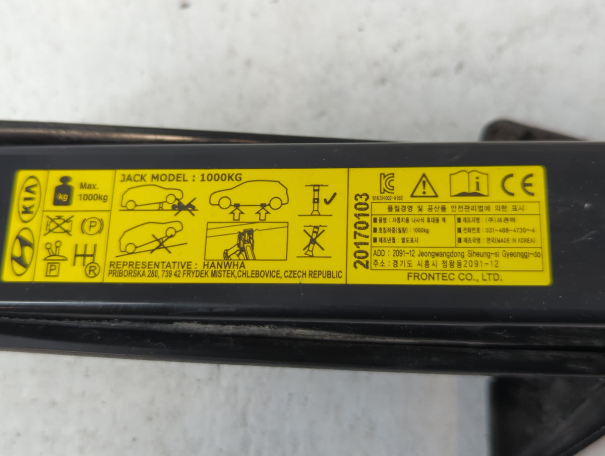 2017 Chevrolet Cruze Spare Scissor Car Jack 690001 - Oemusedautoparts1.com