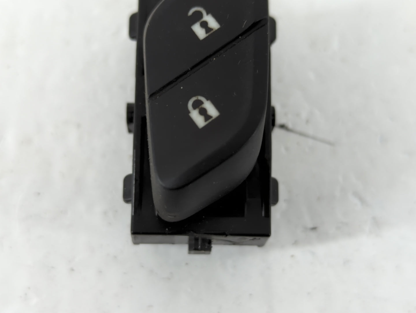 2016-2019 Chevrolet Cruze Master Power Window Switch Replacement Driver Side Left P/N:13423091 Fits OEM Used Auto Parts - Oe