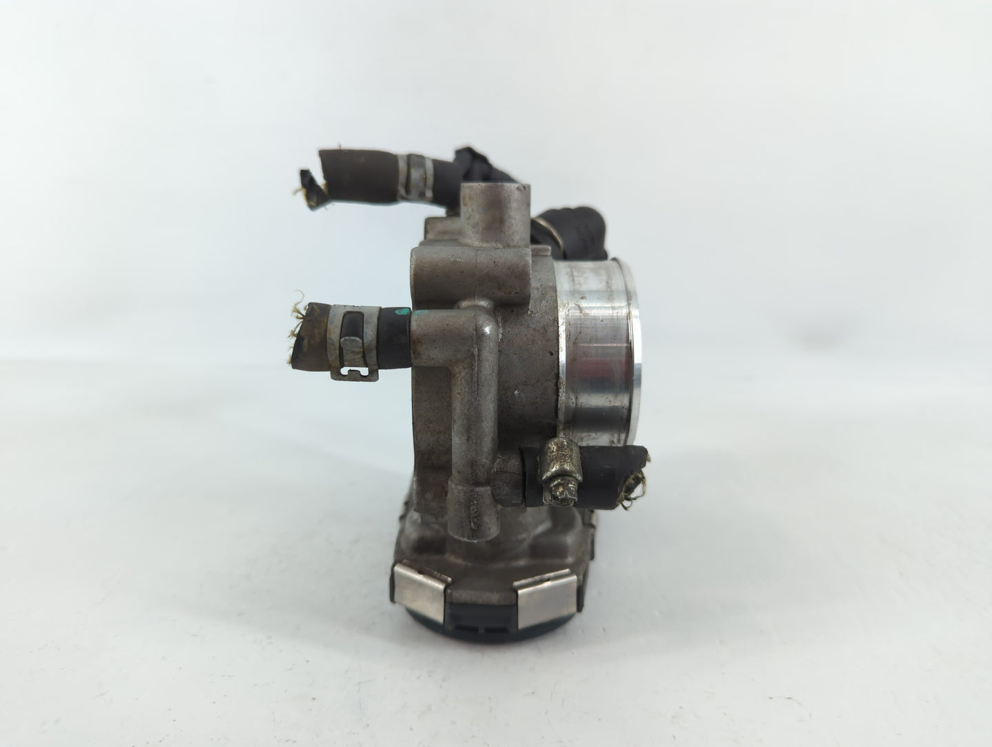 2017-2019 Chevrolet Cruze Throttle Body P/N:0 280 750 562 55 577 375 Fits Fits 2017 2018 2019 OEM Used Auto Parts - Oemuseda
