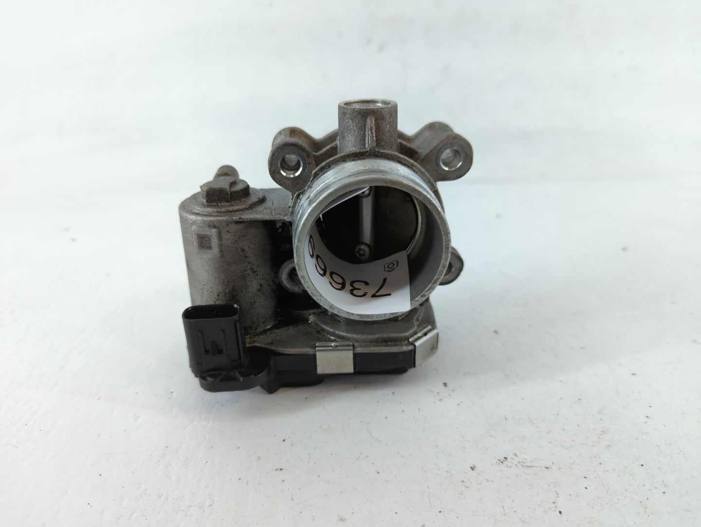 2017-2019 Chevrolet Cruze Throttle Body P/N:12671379AA Fits Fits 2016 2017 2018 2019 2020 2021 2022 OEM Used Auto Parts - Oe
