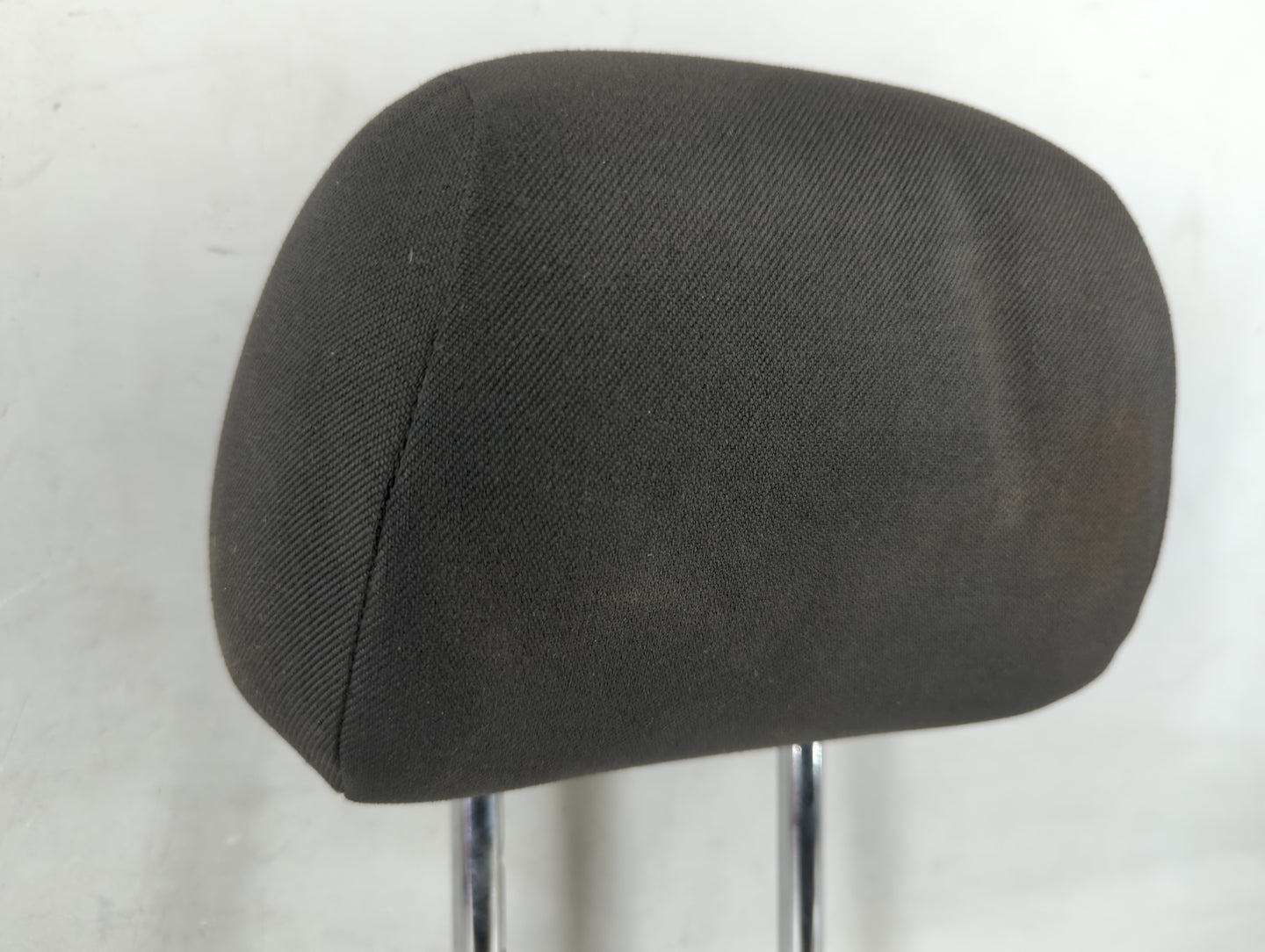 2016-2017 Chevrolet Cruze Headrest Head Rest Front Driver Passenger Seat - Oemusedautoparts1.com