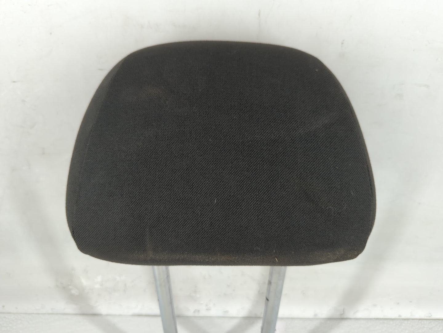 2016-2017 Chevrolet Cruze Headrest Head Rest Front Driver Passenger Seat - Oemusedautoparts1.com