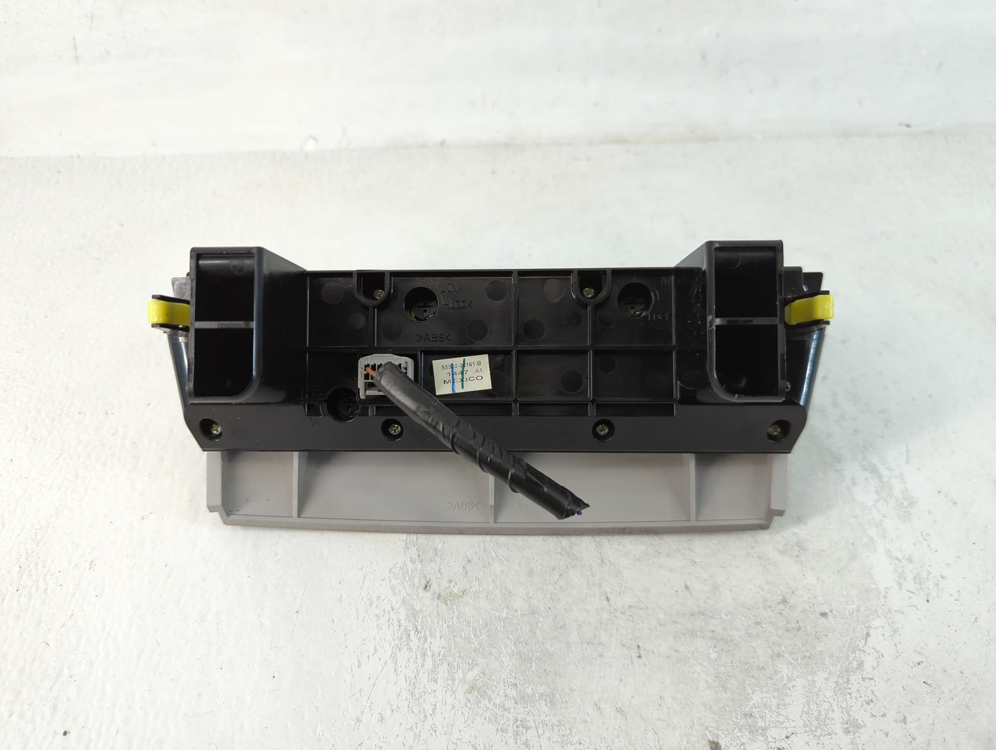 2017 Chevrolet Cruze Radio AM FM Cd Player Receiver Replacement P/N:13455475 4248, 555343750 Fits OEM Used Auto Parts - Oemu