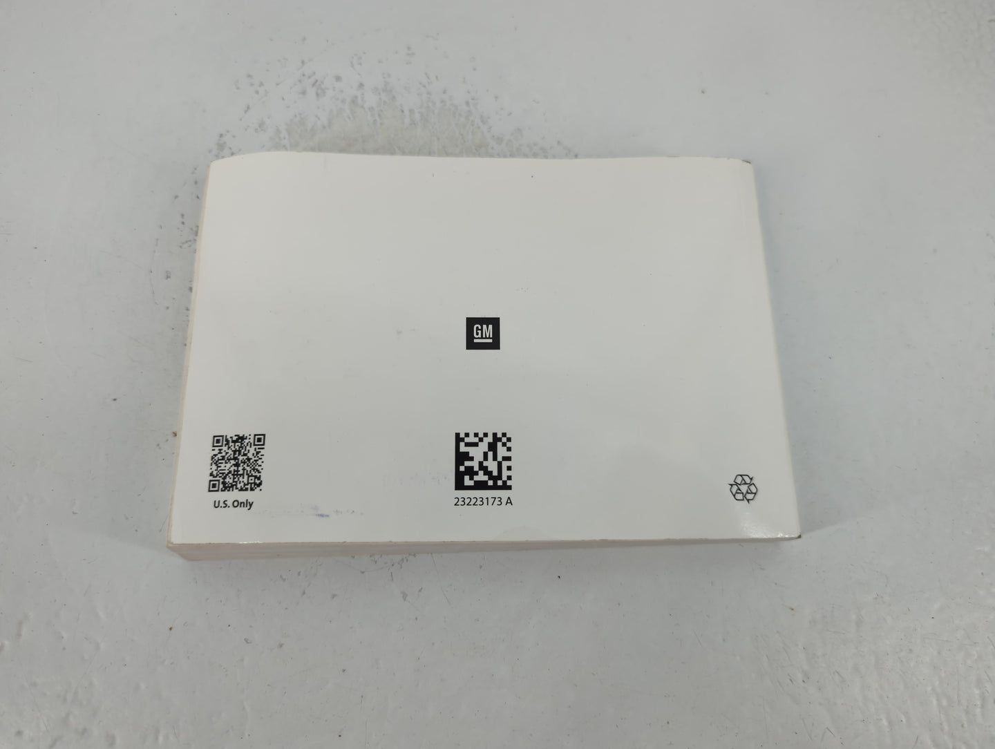 2017 Chevrolet Cruze Owners Manual Book Guide P/N:23223173 A OEM Used Auto Parts - Oemusedautoparts1.com