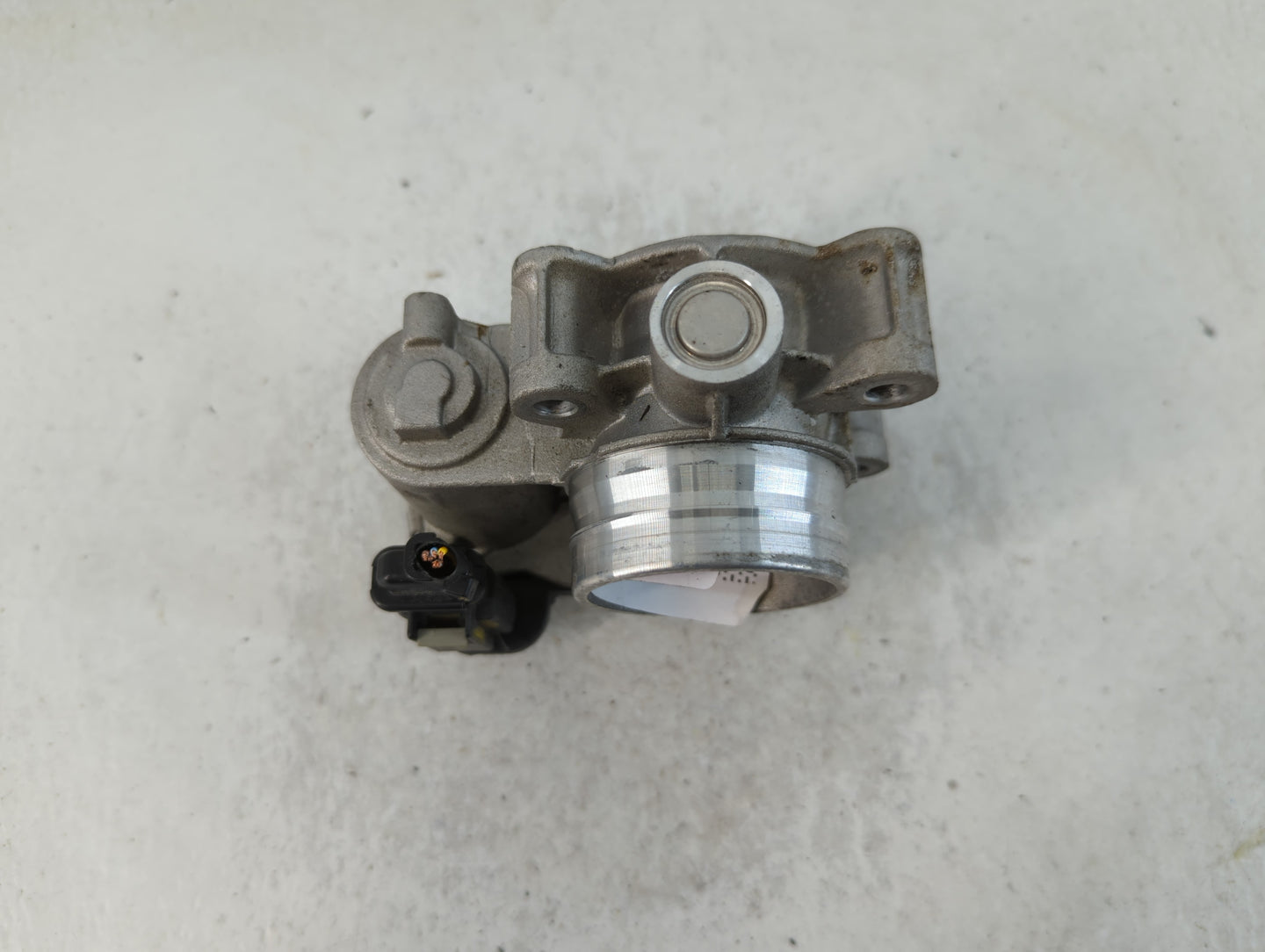 2017-2019 Chevrolet Cruze Throttle Body P/N:12671379AA Fits Fits 2016 2017 2018 2019 2020 2021 2022 OEM Used Auto Parts - Oe