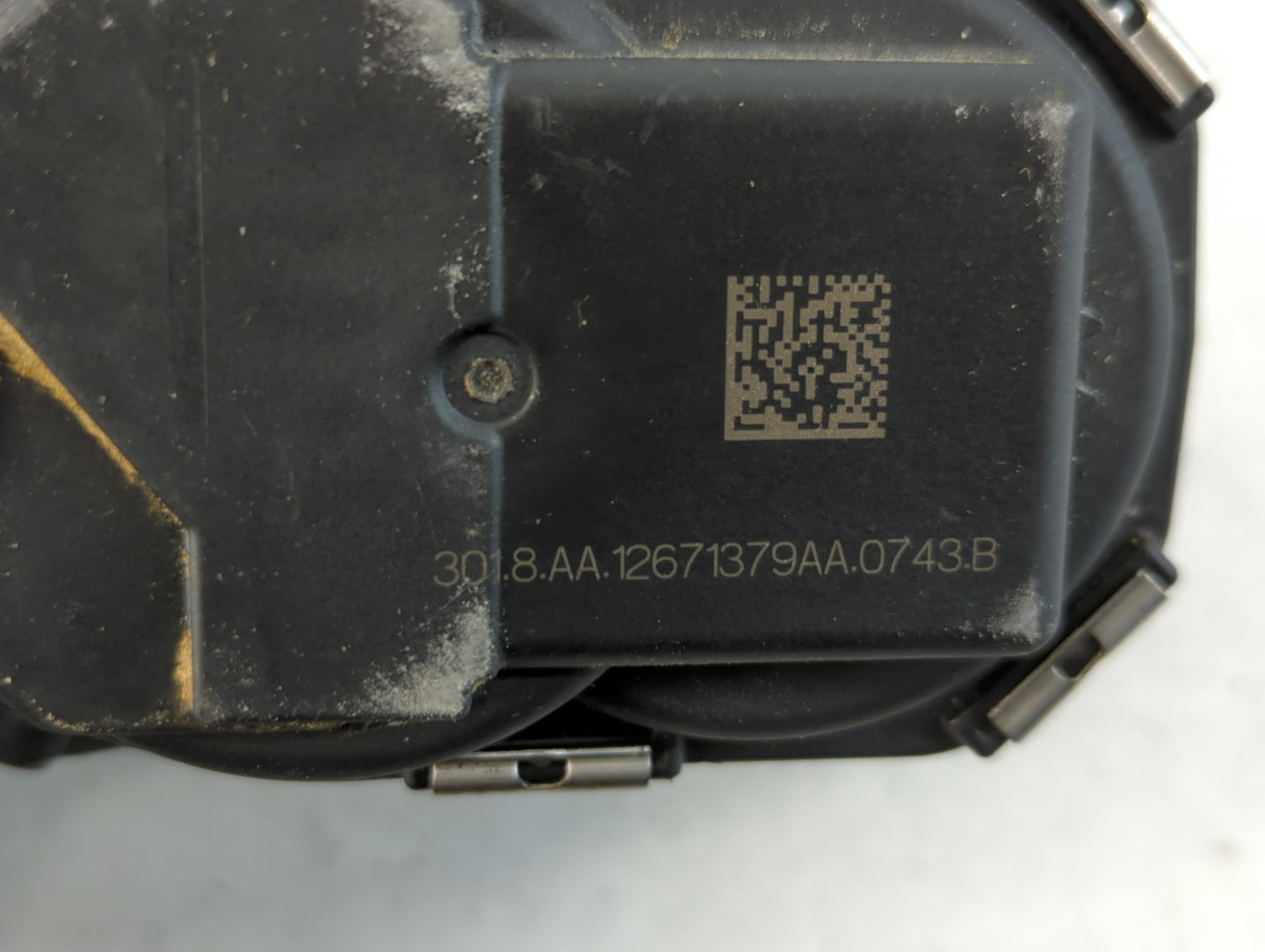 2017-2019 Chevrolet Cruze Throttle Body P/N:12671379AA Fits Fits 2016 2017 2018 2019 2020 2021 2022 OEM Used Auto Parts - Oe