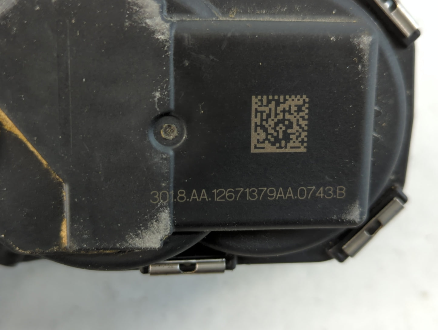 2017-2019 Chevrolet Cruze Throttle Body P/N:12671379AA Fits Fits 2016 2017 2018 2019 2020 2021 2022 OEM Used Auto Parts - Oe
