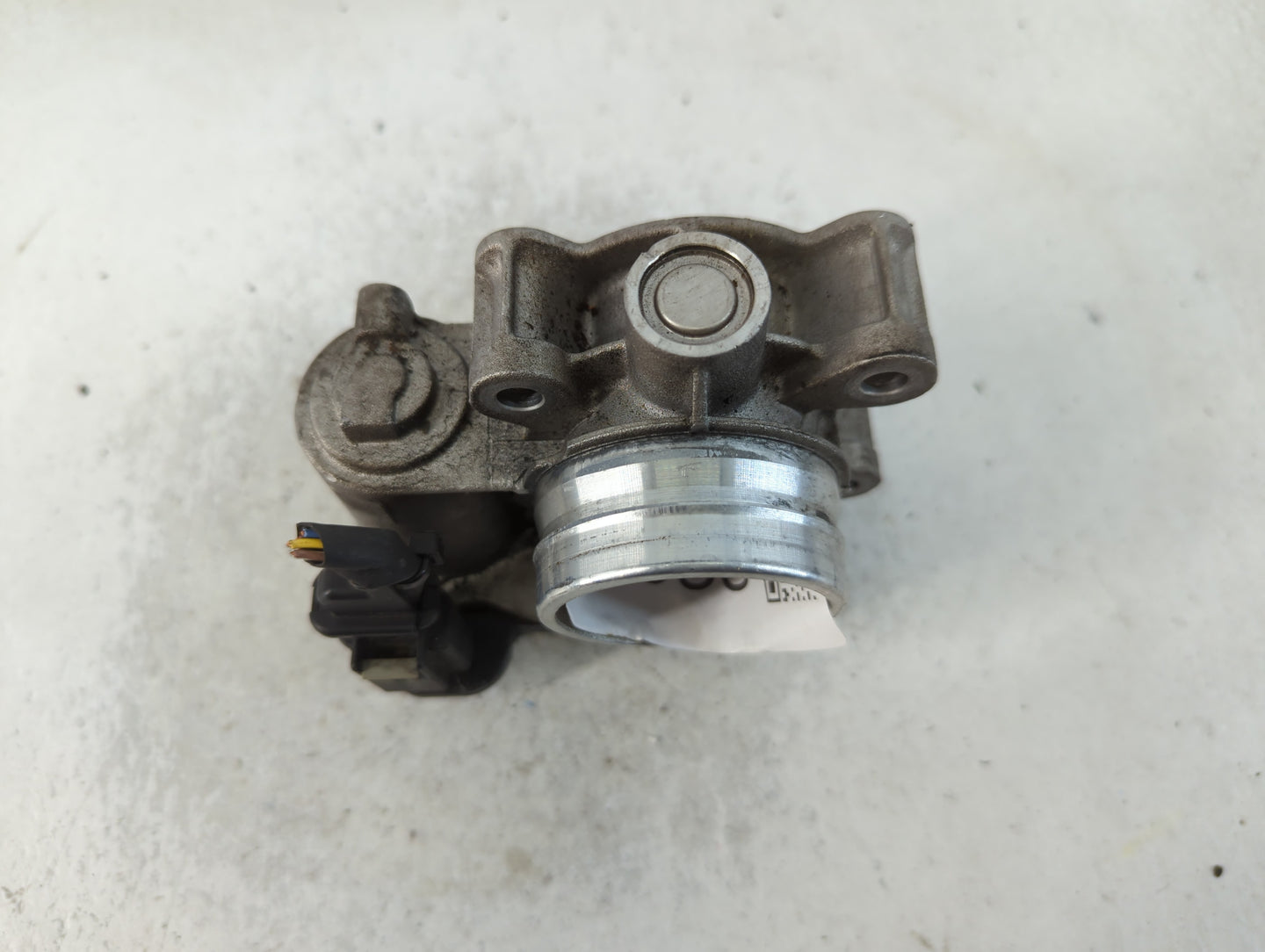2017-2019 Chevrolet Cruze Throttle Body P/N:12671379AA Fits Fits 2016 2017 2018 2019 2020 2021 2022 OEM Used Auto Parts - Oe
