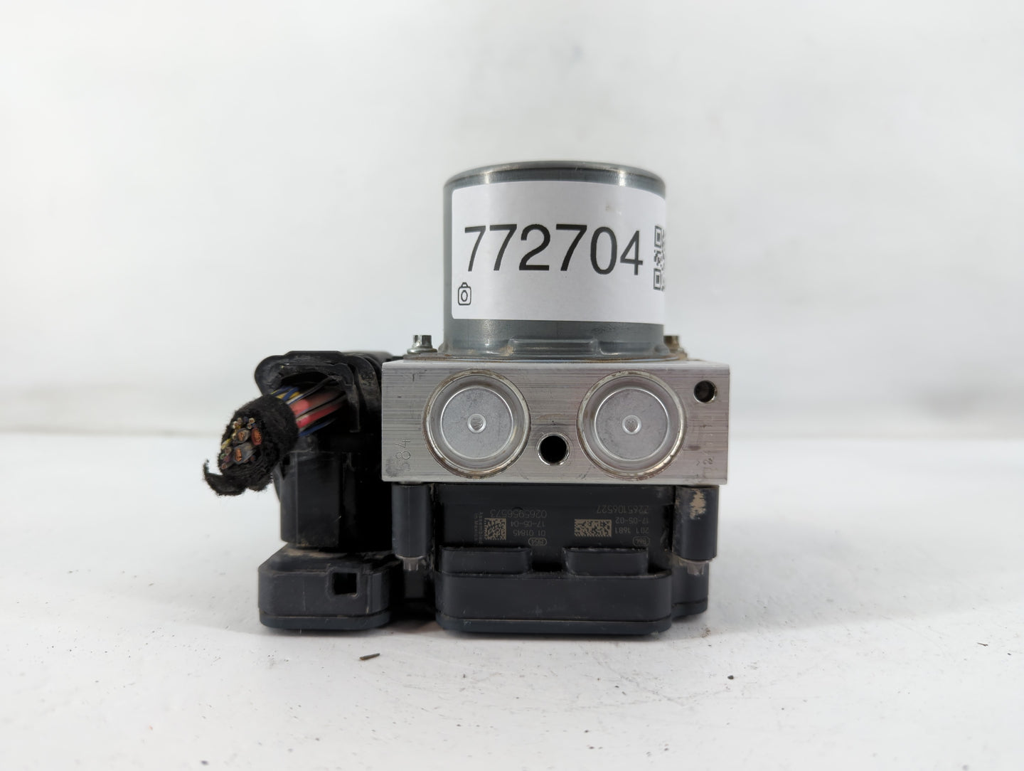 2017 Chevrolet Cruze ABS Pump Control Module Replacement P/N:39064664 Fits OEM Used Auto Parts - Oemusedautoparts1.com