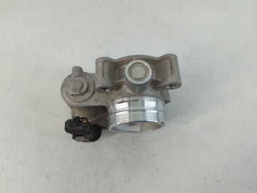 2017-2019 Chevrolet Cruze Throttle Body P/N:12671379AA Fits Fits 2016 2017 2018 2019 2020 2021 2022 OEM Used Auto Parts