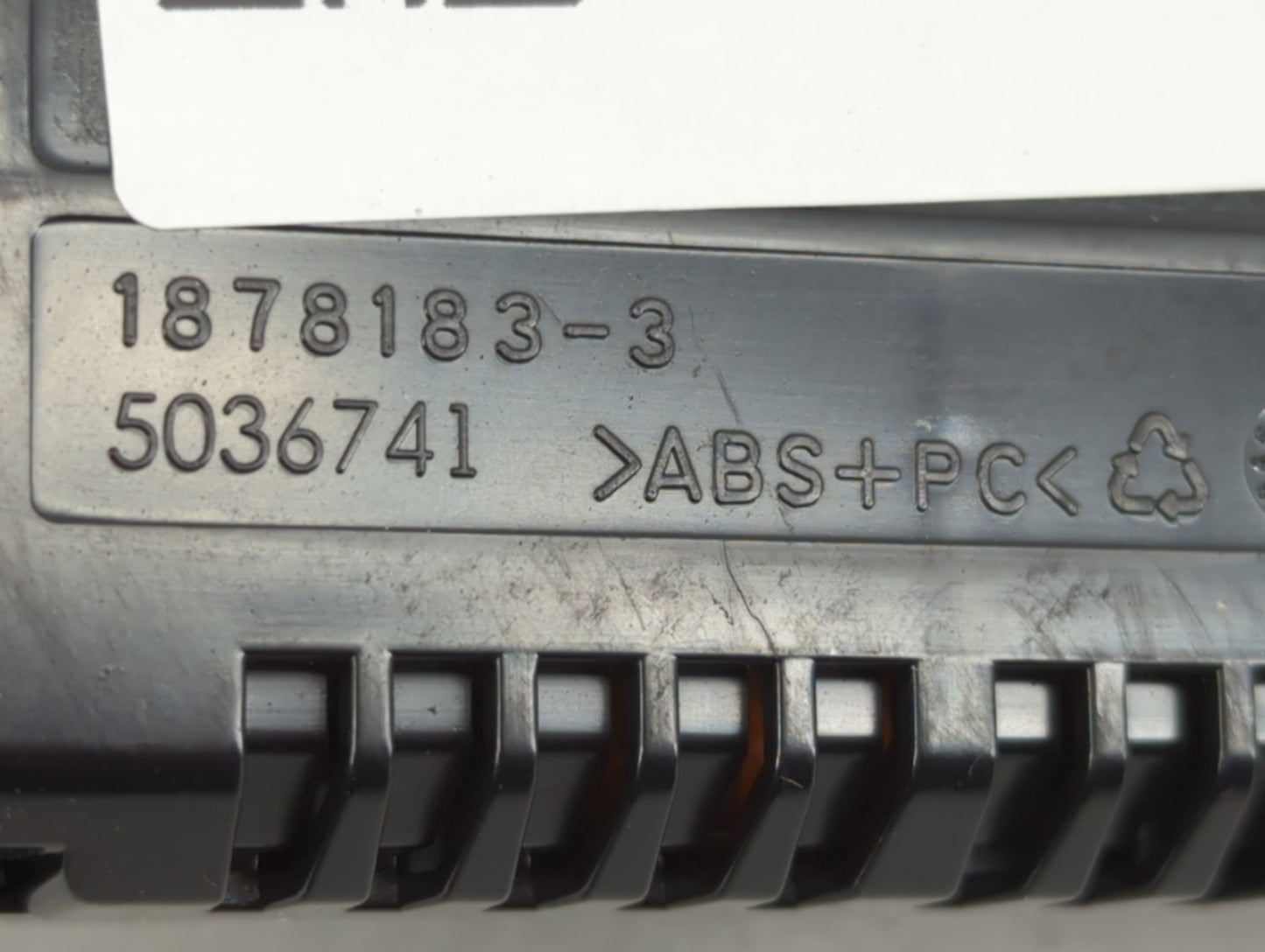 2017 Chevrolet Cruze Radio AM FM Cd Player Receiver Replacement P/N:5036741 1878183-3 Fits Fits 2018 2019 2020 OEM Used Auto