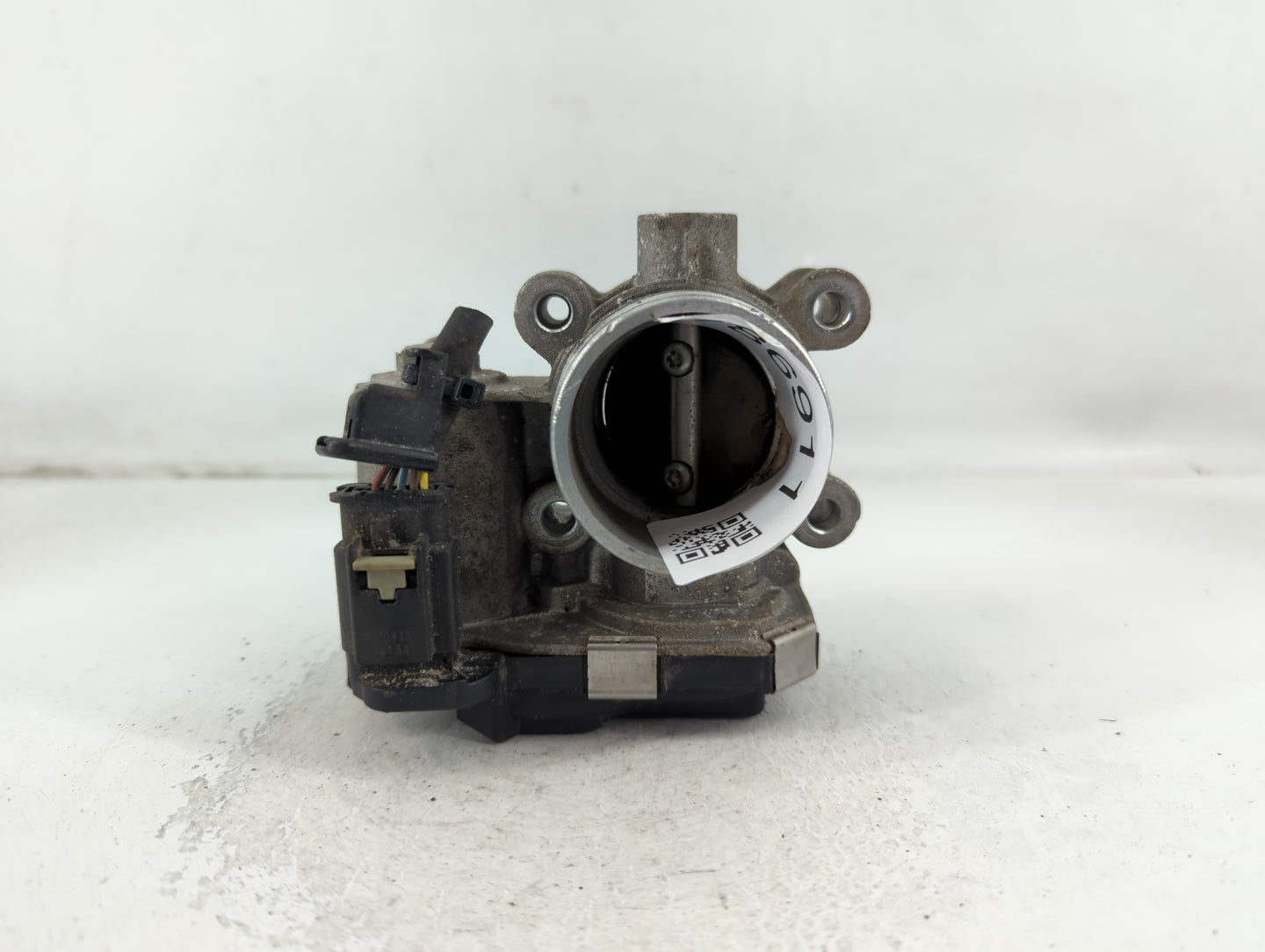 2017-2019 Chevrolet Cruze Throttle Body P/N:1378AA 0538 Fits Fits 2016 2017 2018 2019 2020 2021 2022 OEM Used Auto Parts - O