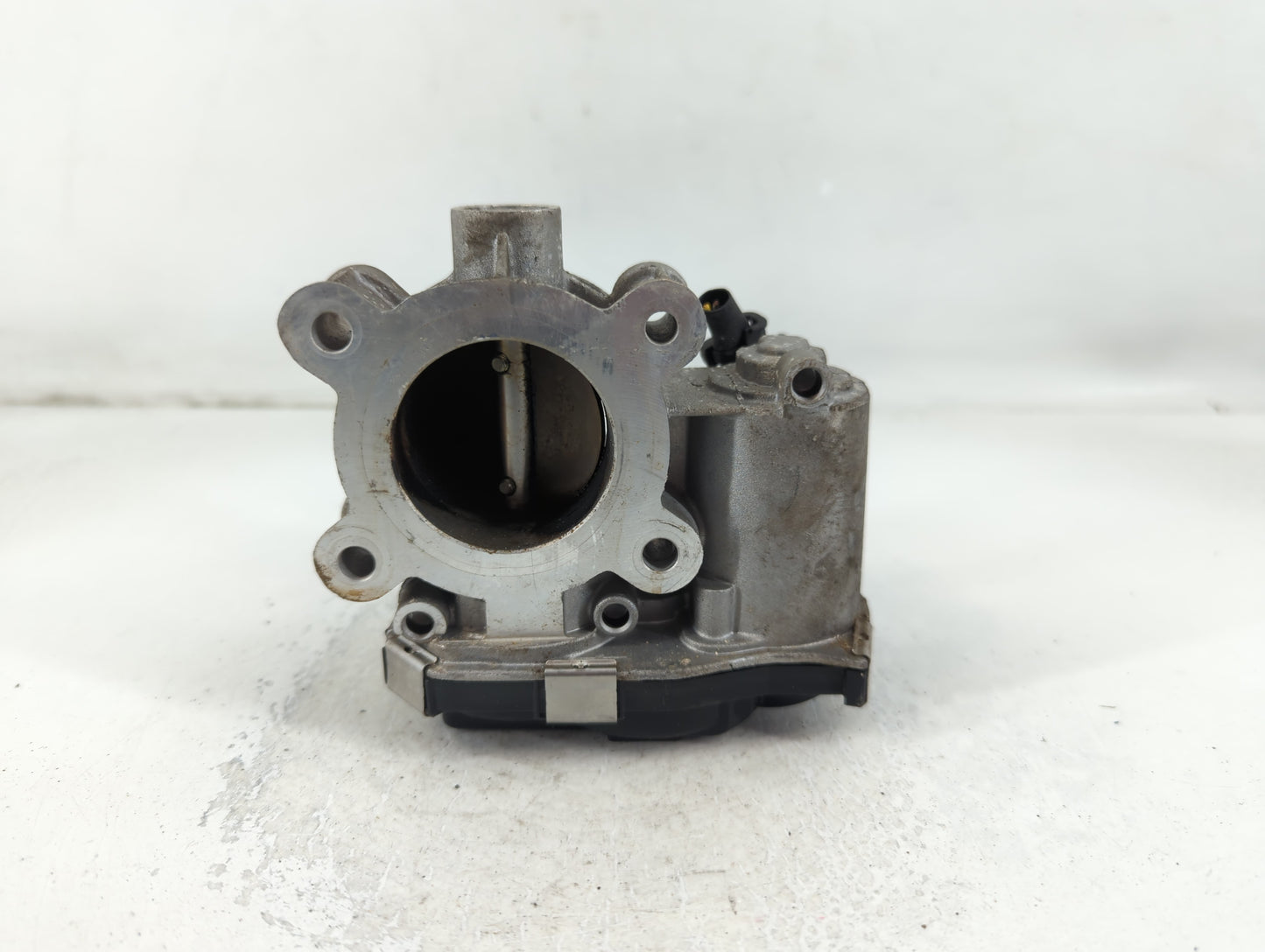 2017-2019 Chevrolet Cruze Throttle Body P/N:1378AA 0538 Fits Fits 2016 2017 2018 2019 2020 2021 2022 OEM Used Auto Parts - O