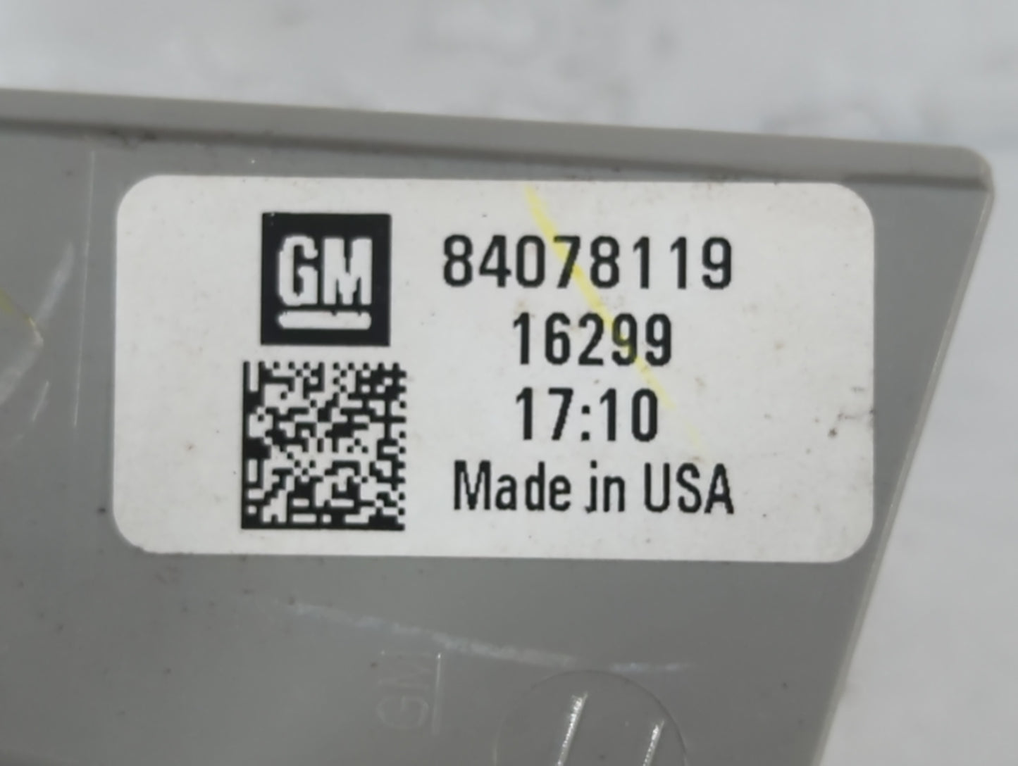 2017 Chevrolet Cruze Tail Light Assembly Passenger Right OEM P/N:84078119 Fits OEM Used Auto Parts - Oemusedautoparts1.com