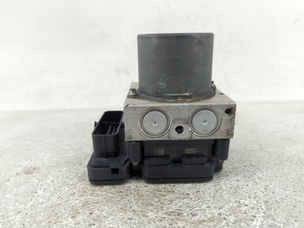 2017 Chevrolet Cruze Anti-Lock Brake ABS Pump Module Actuator OEM Fits OEM Used Auto Parts - Oemusedautoparts1.com