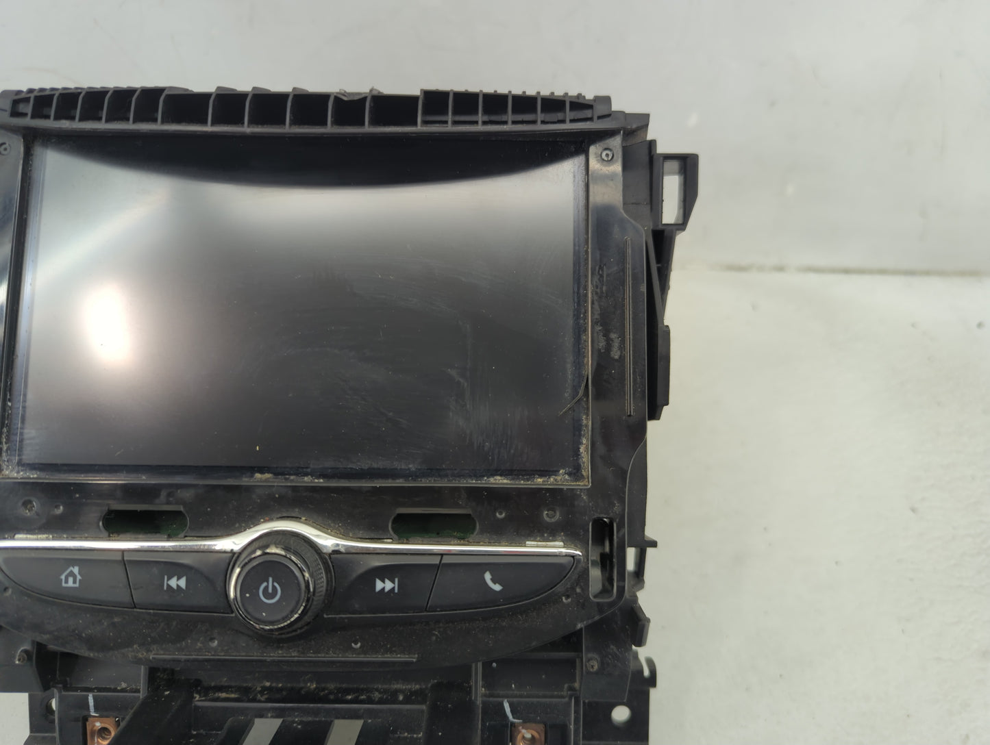 2017 Chevrolet Cruze Radio AM FM Cd Player Receiver Replacement Fits OEM Used Auto Parts - Oemusedautoparts1.com
