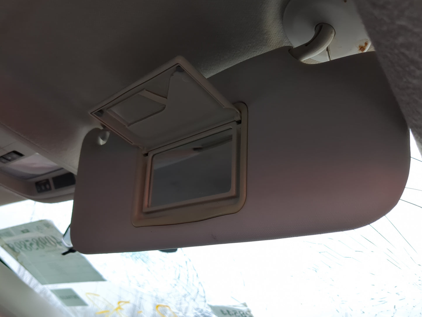 2017-2019 Chevrolet Cruze Sun Visor Shade Replacement Passenger Right Mirror Fits Fits 2017 2018 2019 OEM Used Auto Parts - 