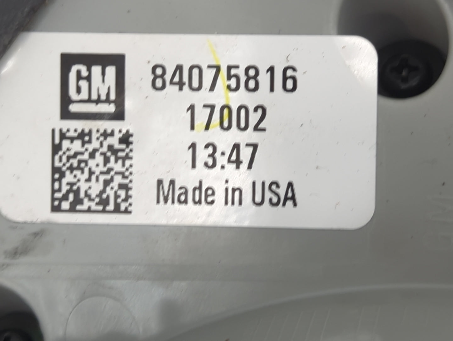 2016-2017 Chevrolet Cruze Driver Left Side Deck Lid Mounted Tail Light 829586 - Oemusedautoparts1.com