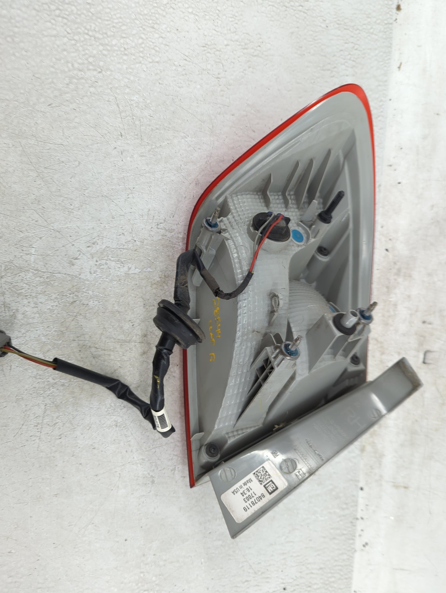 2016-2017 Chevrolet Cruze Tail Light Assembly Passenger Right OEM Fits Fits 2016 2017 OEM Used Auto Parts - Oemusedautoparts