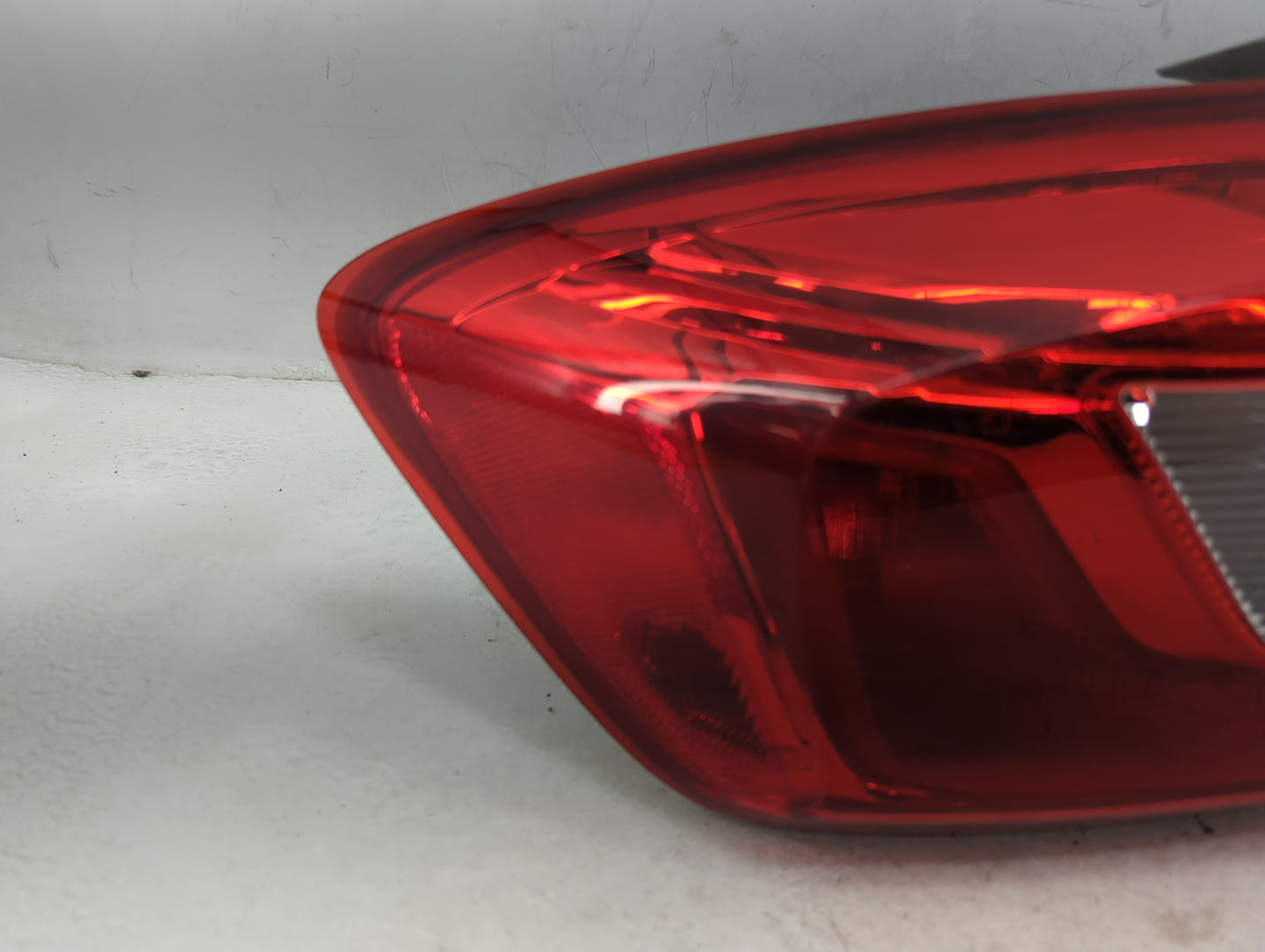2016-2017 Chevrolet Cruze Tail Light Assembly Driver Left OEM Fits Fits 2016 2017 OEM Used Auto Parts - Oemusedautoparts1.co